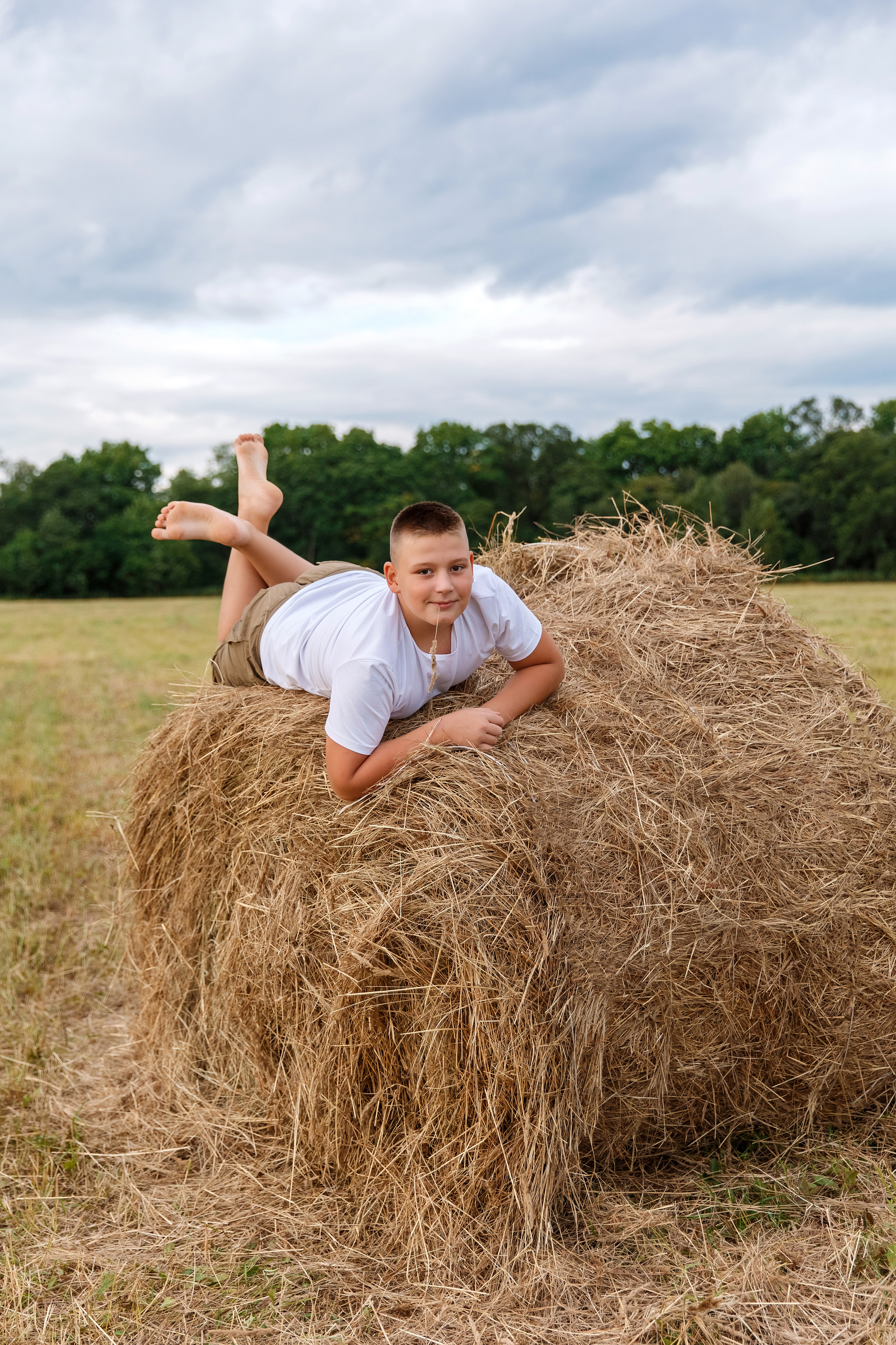 Фотосессия на сене. Фотограф Любовь Корниенко, Примоский край