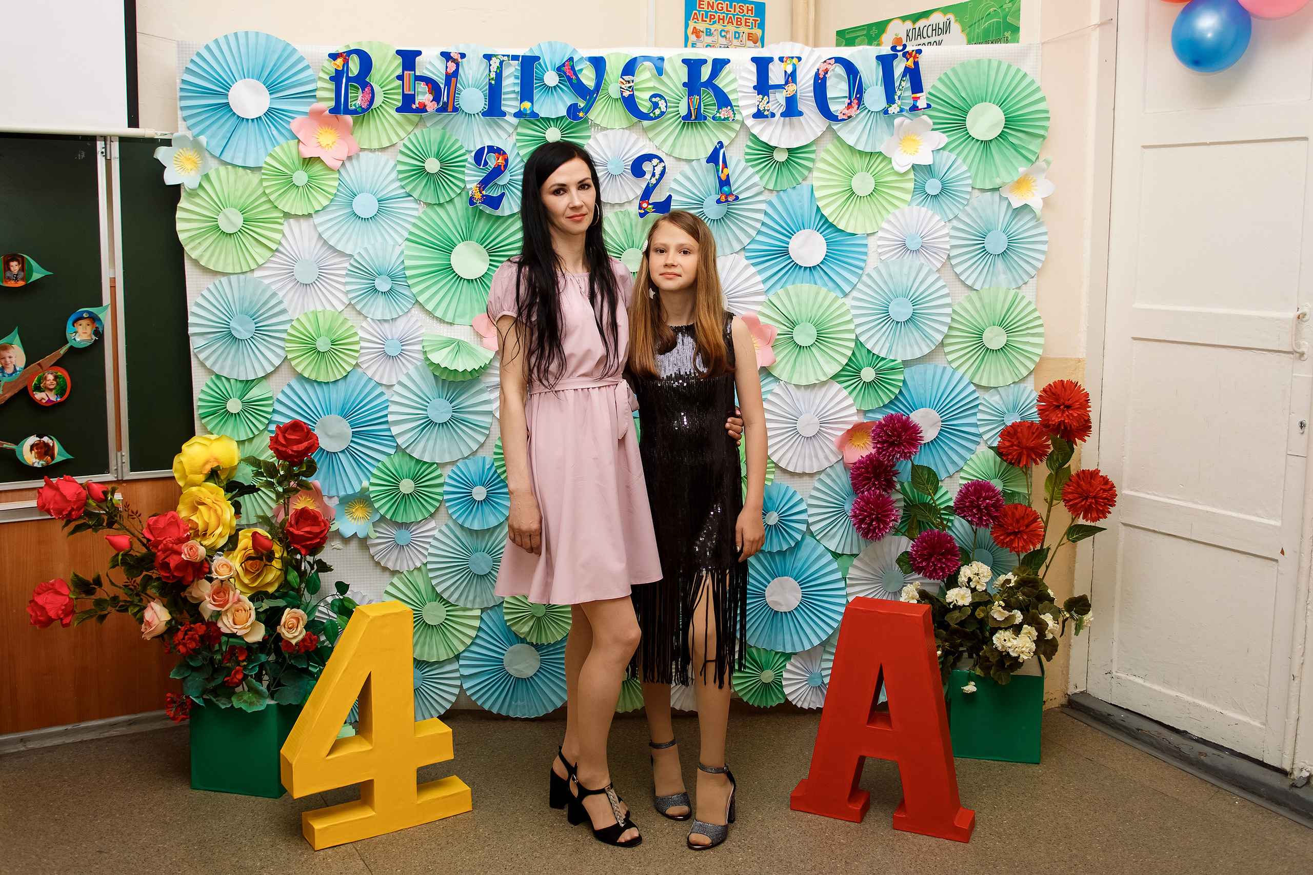 4А класс, фотосессия в школе + выпускной. Фотограф Любовь Корниенко, Примоский край