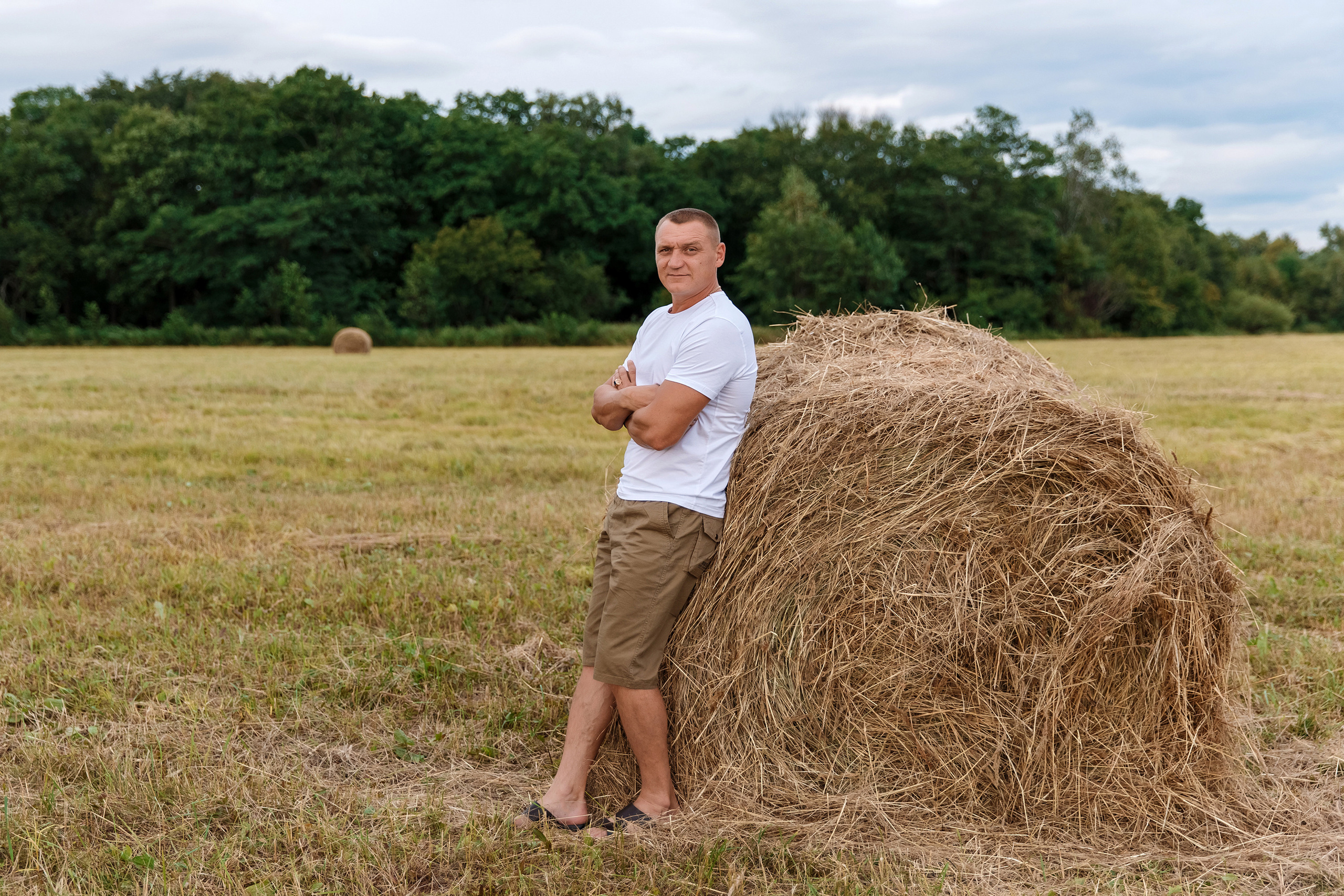 Фотосессия на сене. Фотограф Любовь Корниенко, Примоский край
