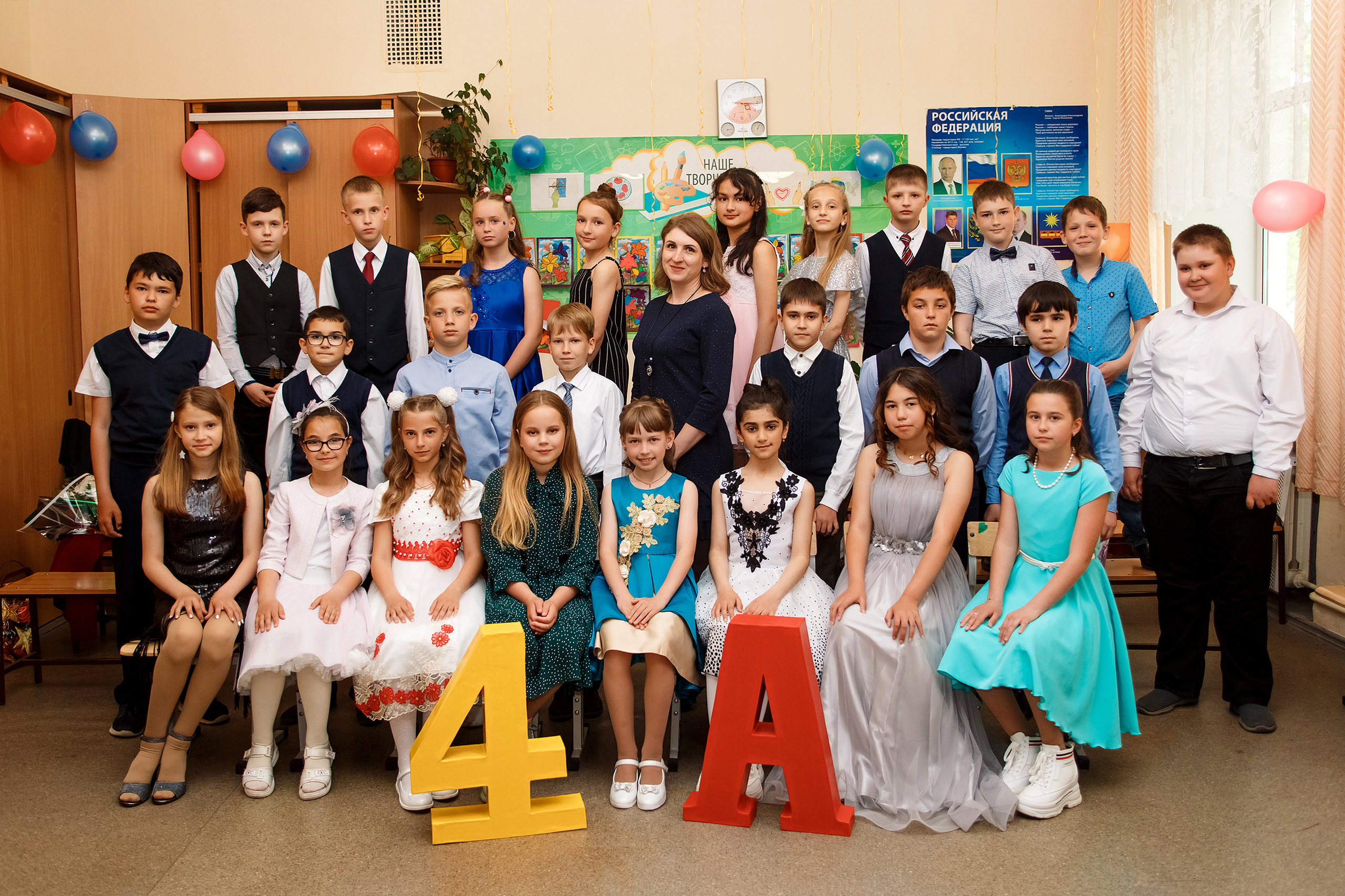 4А класс, фотосессия в школе + выпускной. Фотограф Любовь Корниенко, Примоский край