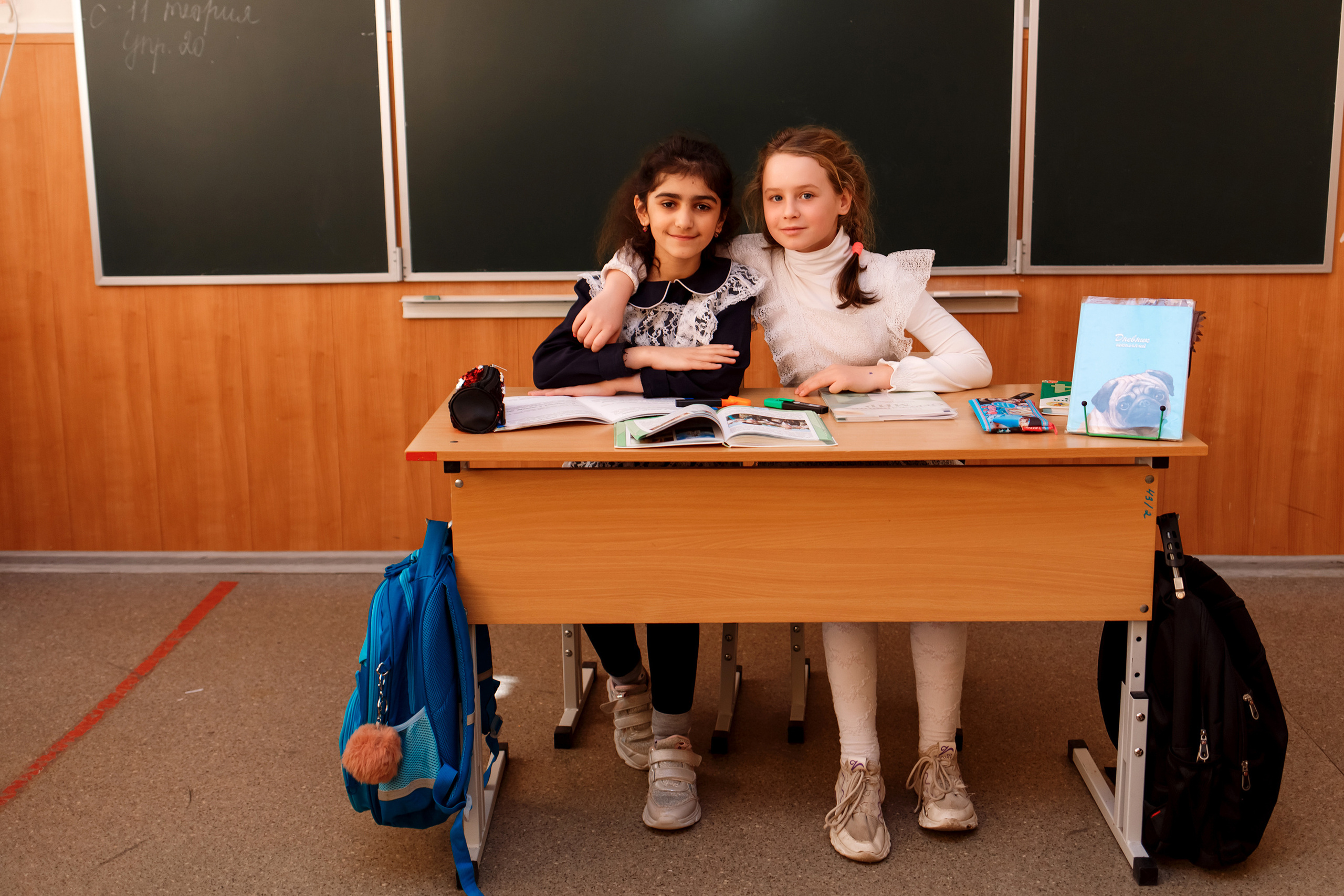 4А класс, фотосессия в школе + выпускной. Фотограф Любовь Корниенко, Примоский край