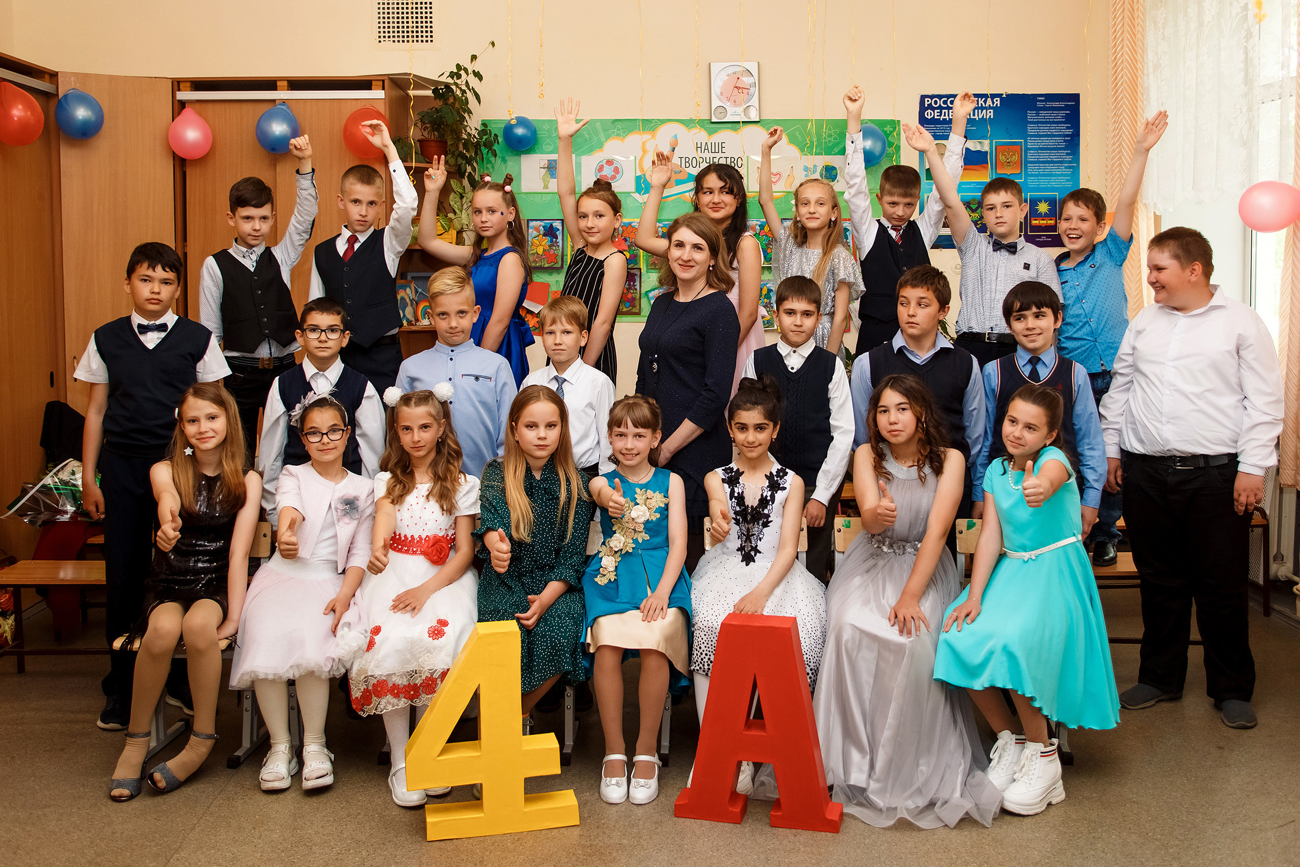 4А класс, фотосессия в школе + выпускной. Фотограф Любовь Корниенко, Примоский край