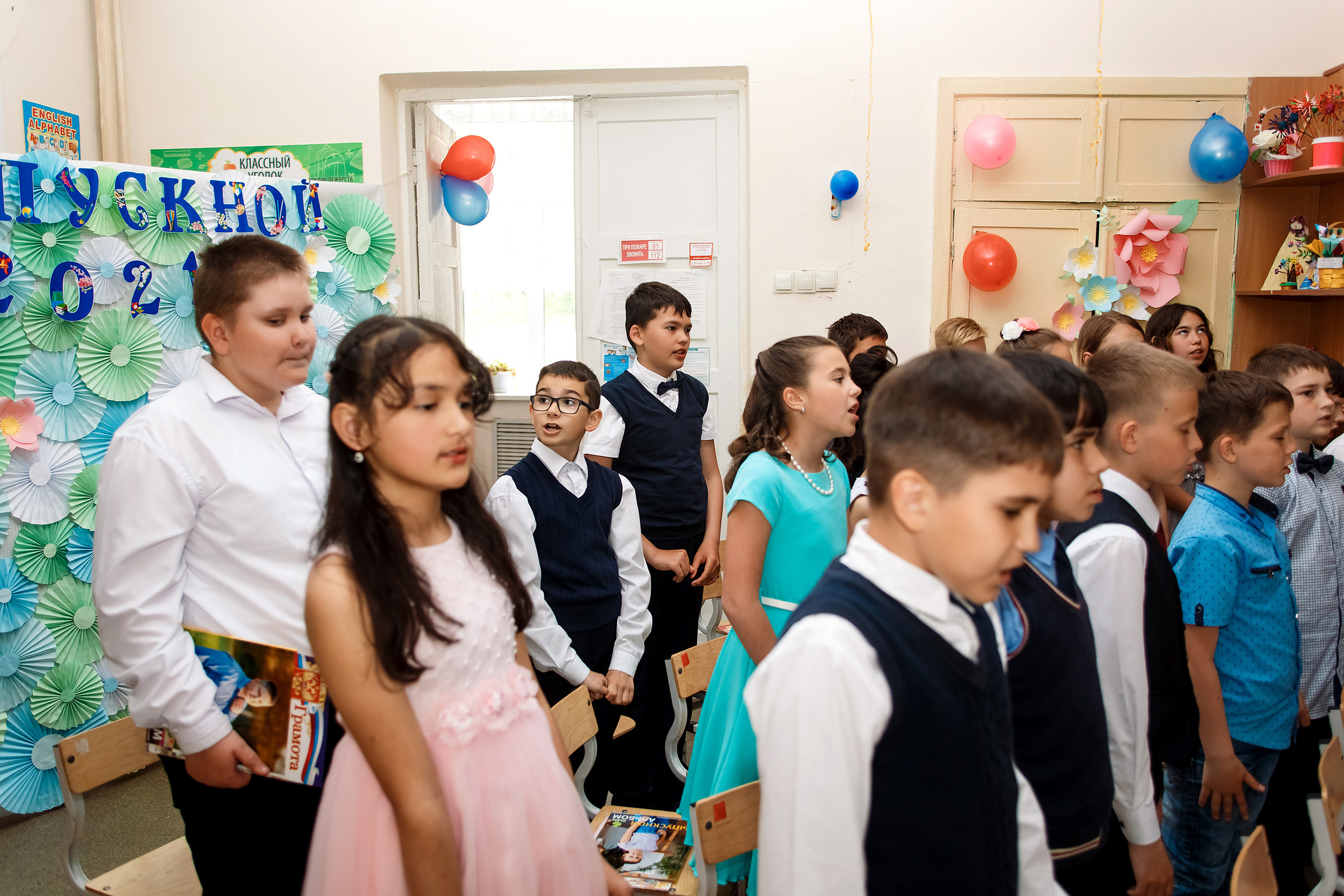 4А класс, фотосессия в школе + выпускной. Фотограф Любовь Корниенко, Примоский край