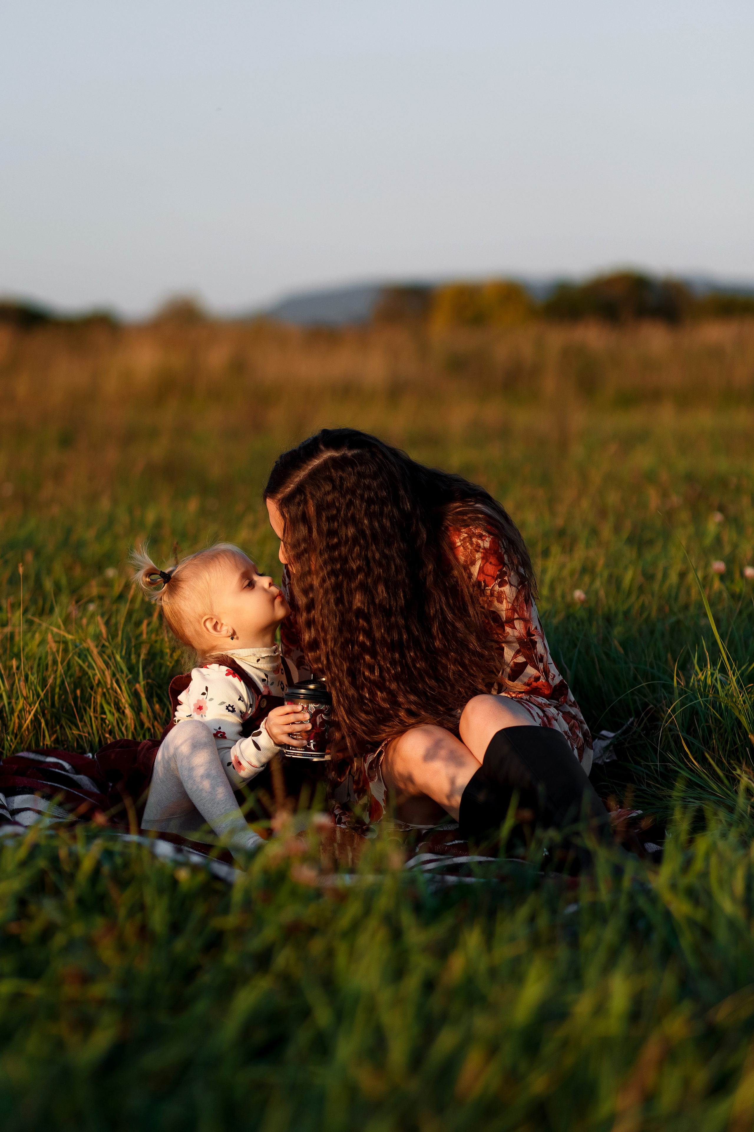 Фотосессия на поле. Фотограф Любовь Корниенко, Примоский край