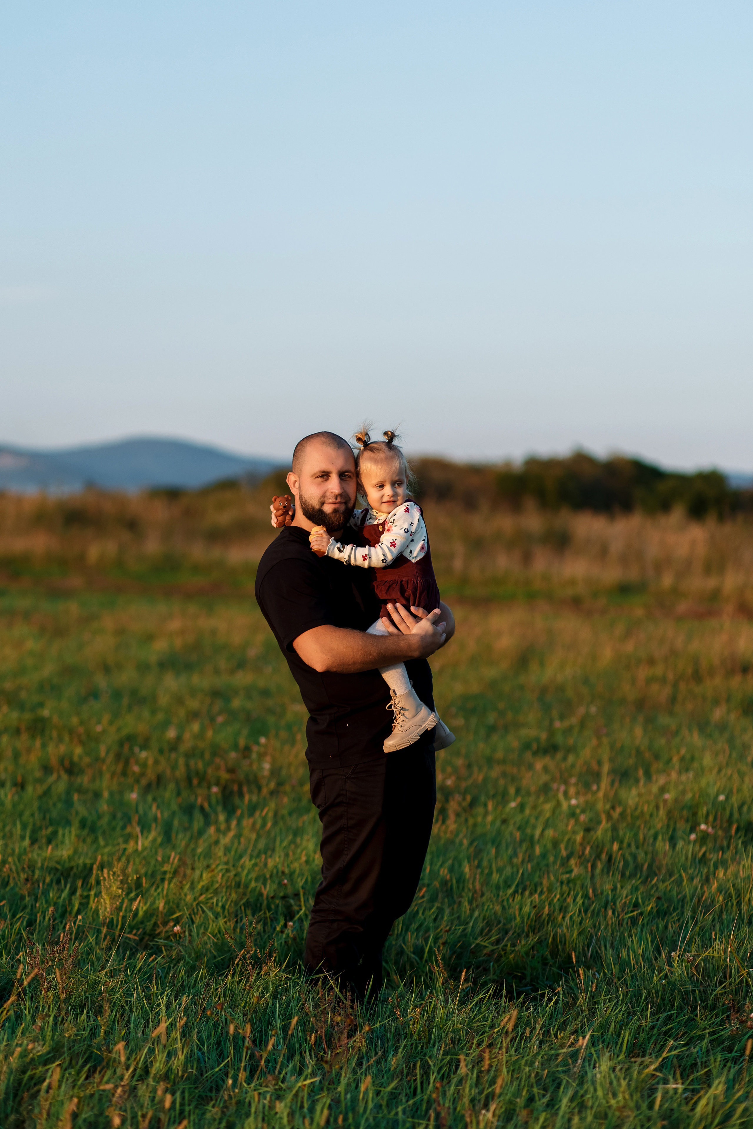 Фотосессия на поле. Фотограф Любовь Корниенко, Примоский край
