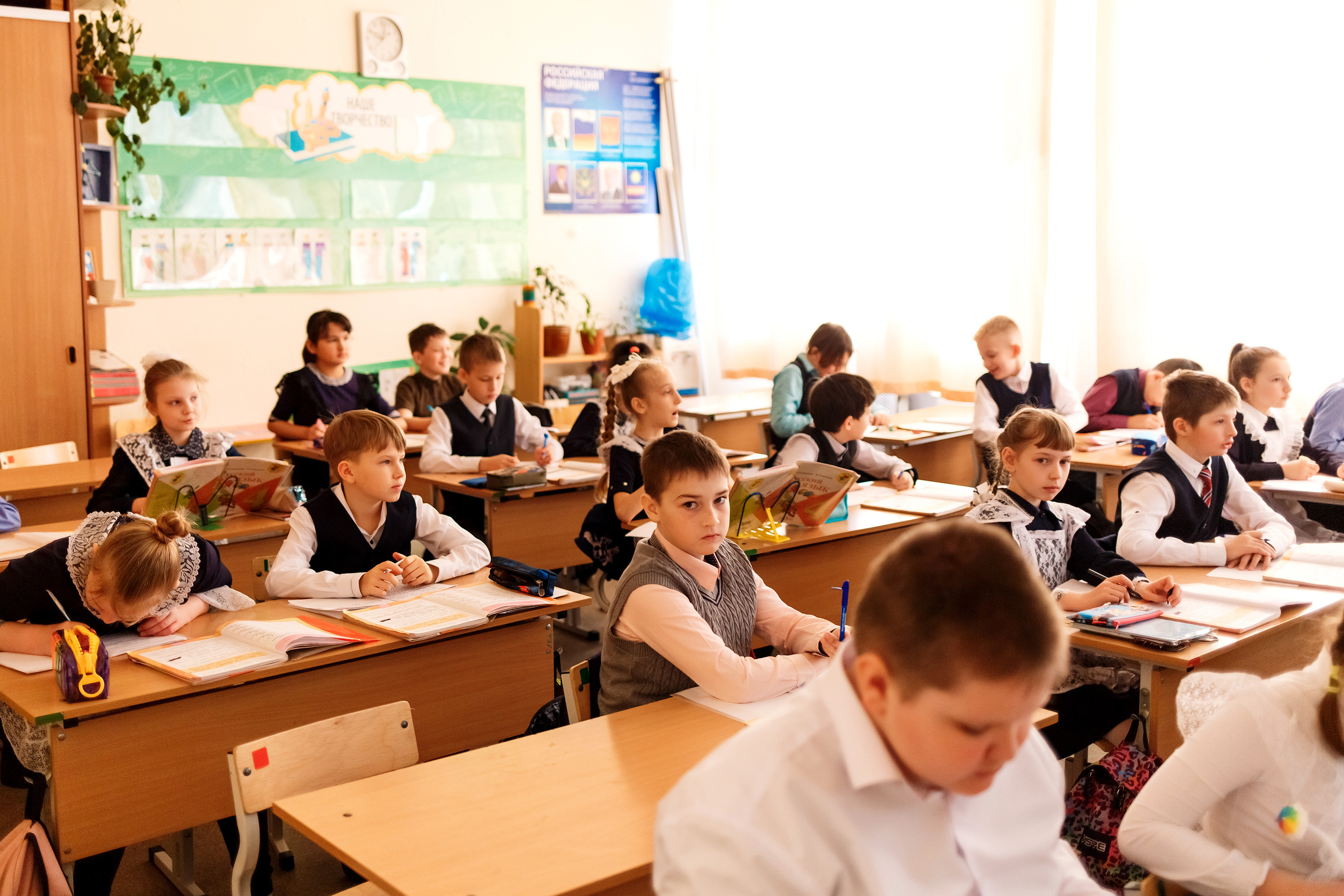 4А класс, фотосессия в школе + выпускной. Фотограф Любовь Корниенко, Примоский край