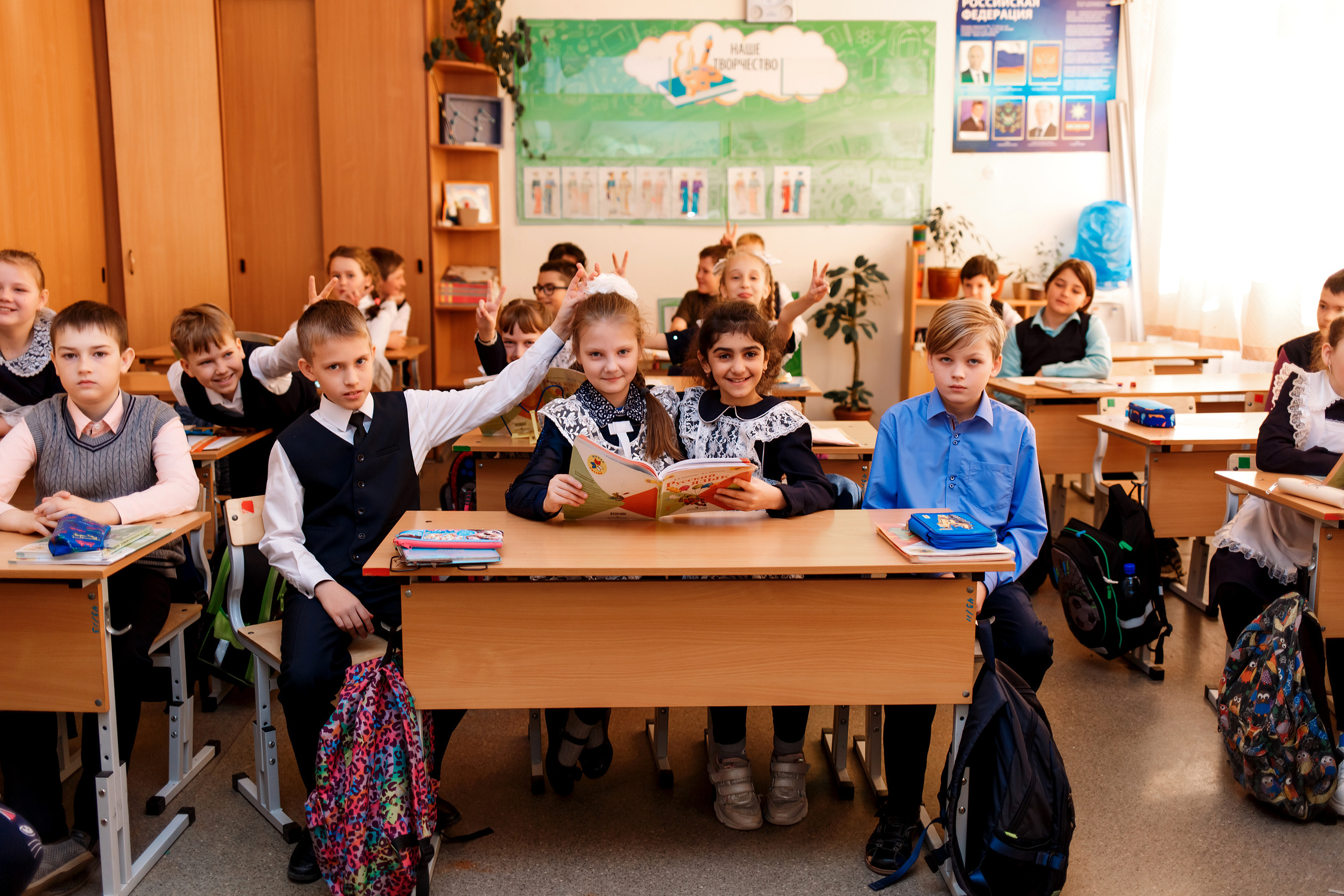 4А класс, фотосессия в школе + выпускной. Фотограф Любовь Корниенко, Примоский край