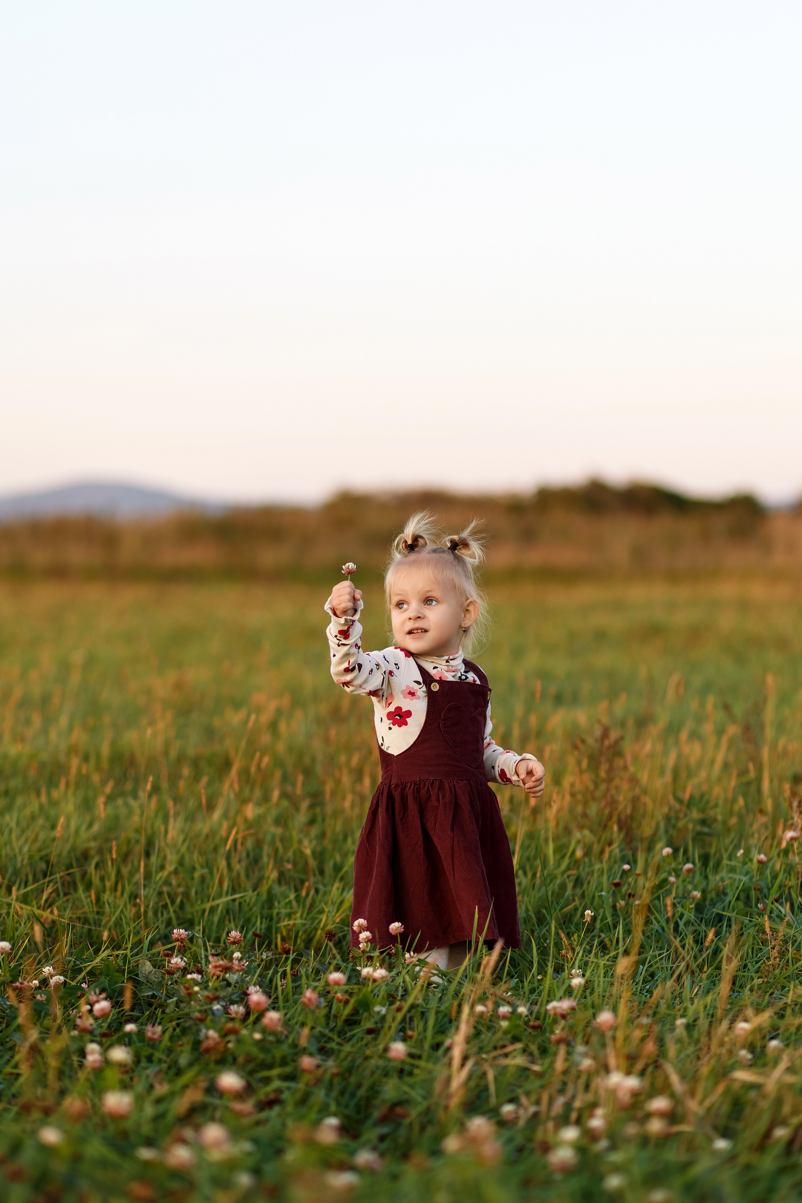 Фотосессия на поле. Фотограф Любовь Корниенко, Примоский край