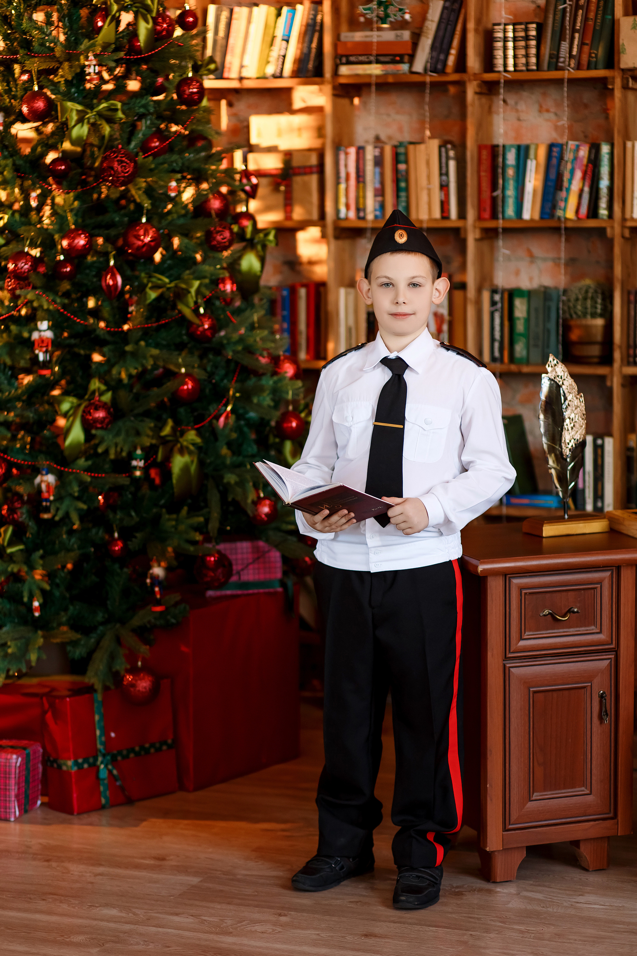 4 класс, фотосессия в фотостудии. Фотограф Любовь Корниенко, Примоский край