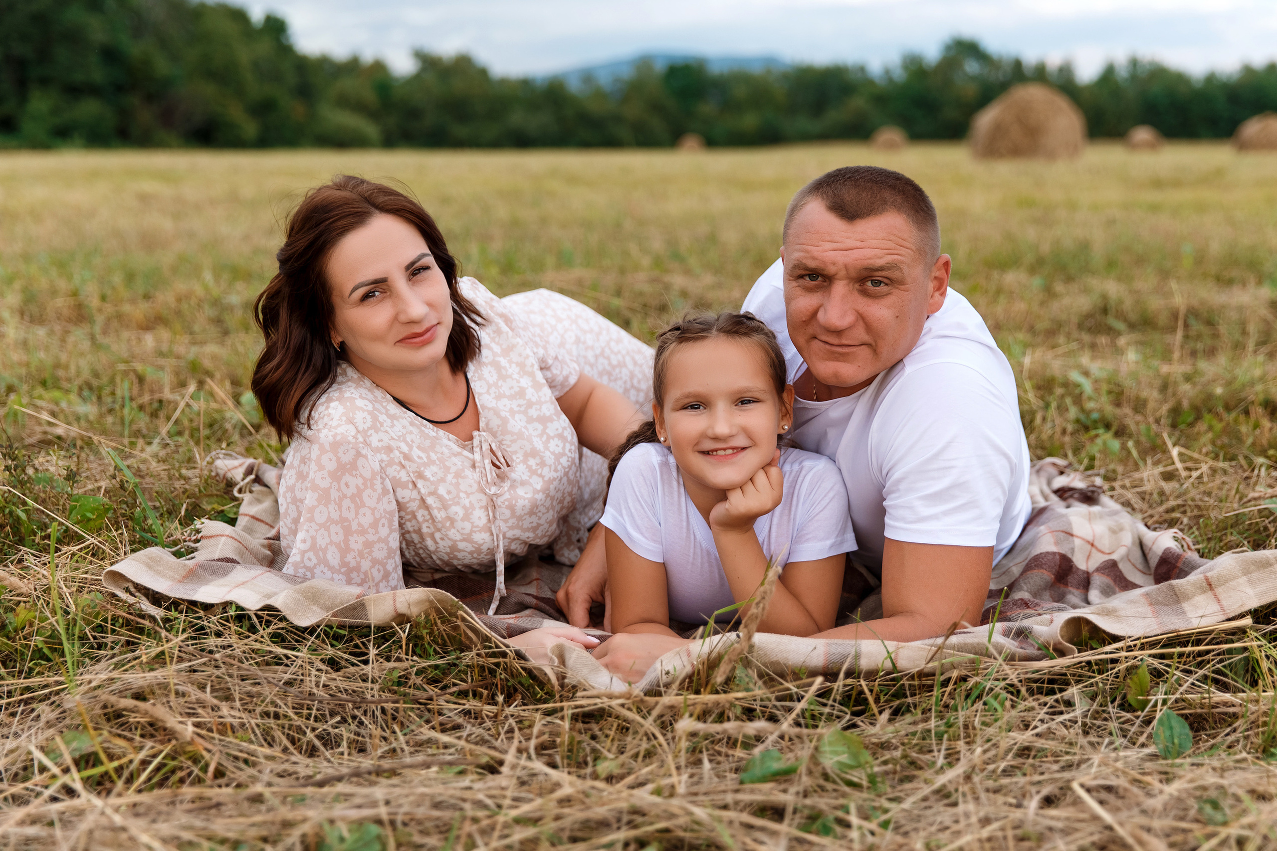 Фотосессия на сене. Фотограф Любовь Корниенко, Примоский край