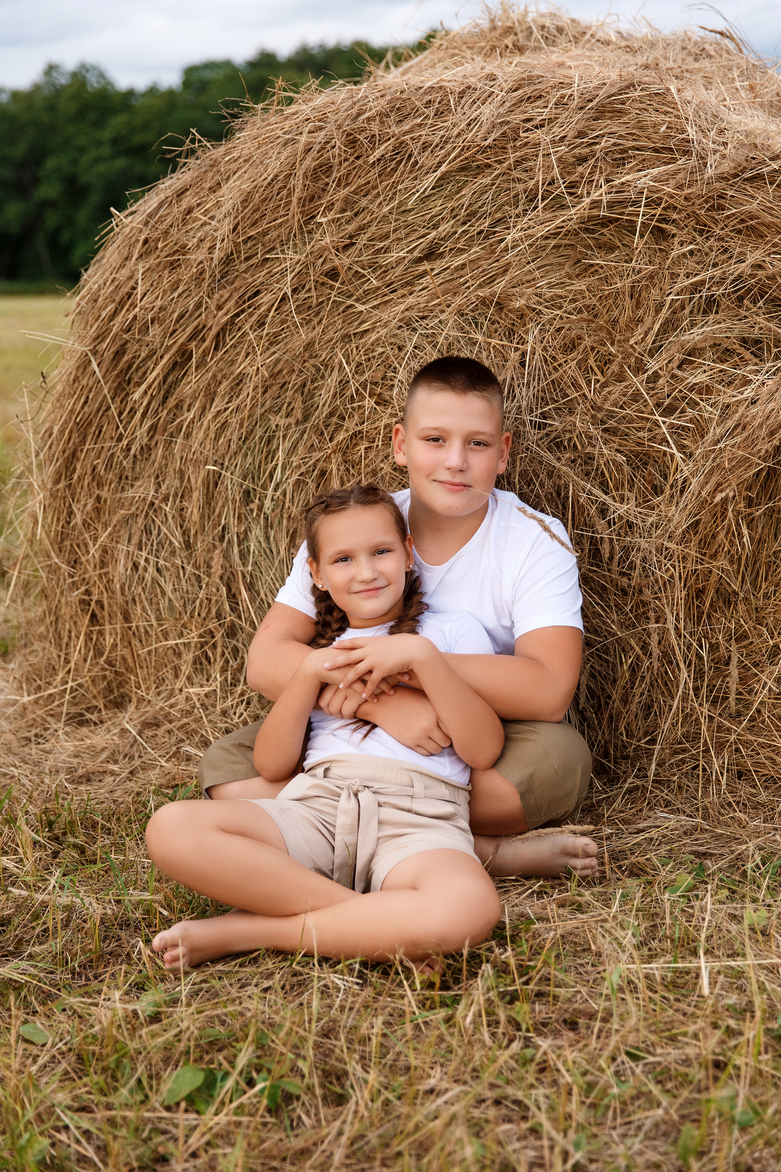 Фотосессия на сене. Фотограф Любовь Корниенко, Примоский край