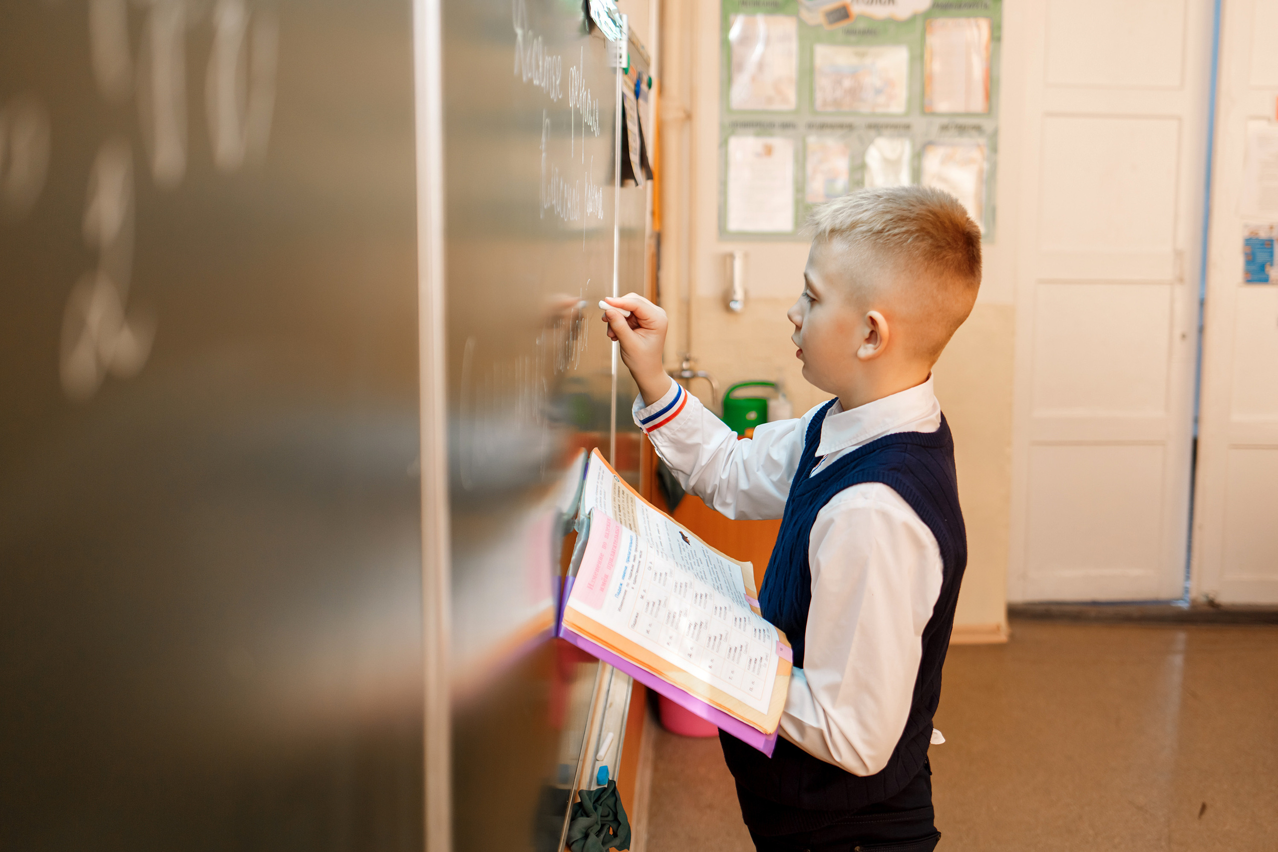 4А класс, фотосессия в школе + выпускной. Фотограф Любовь Корниенко, Примоский край