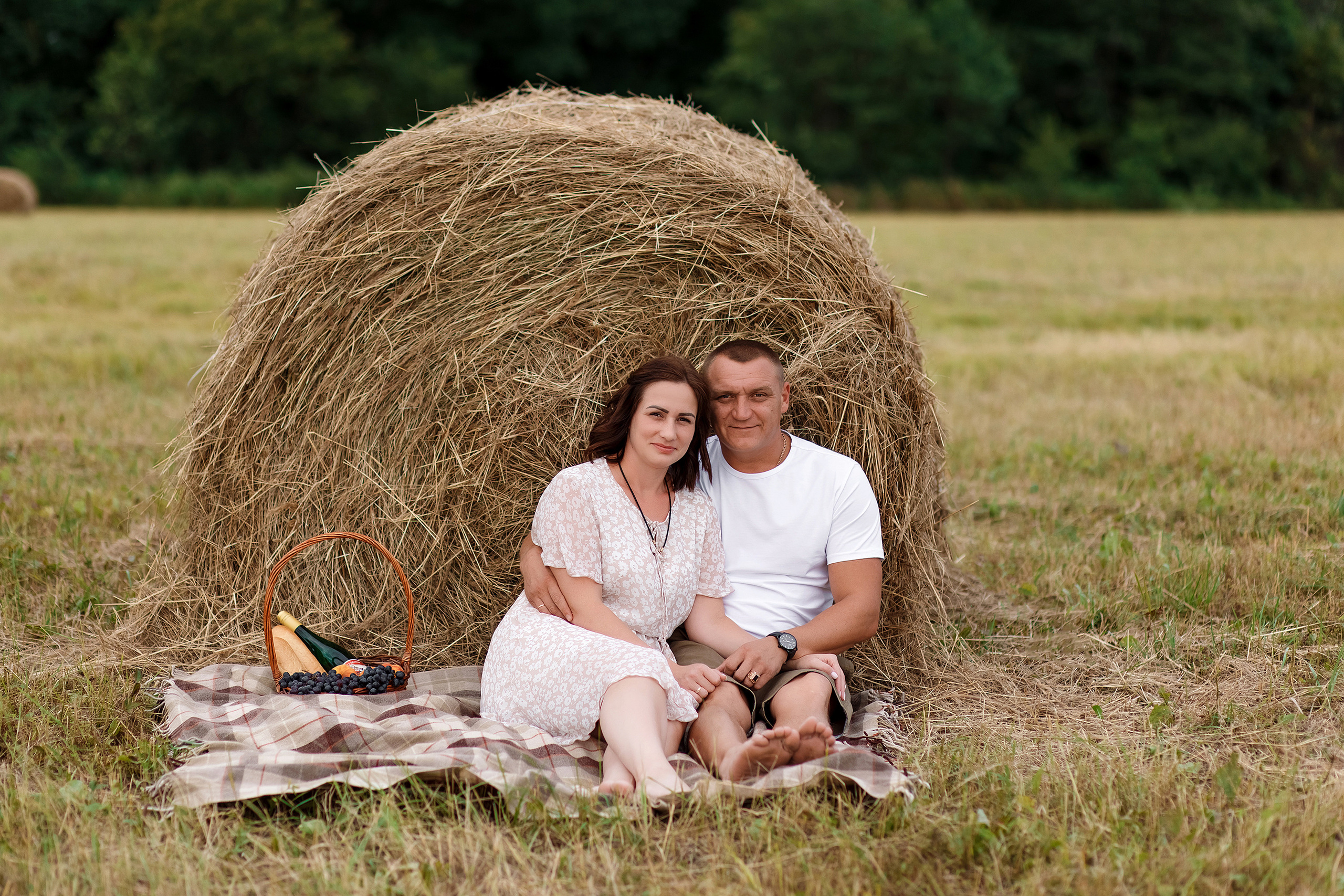 Фотосессия на сене. Фотограф Любовь Корниенко, Примоский край