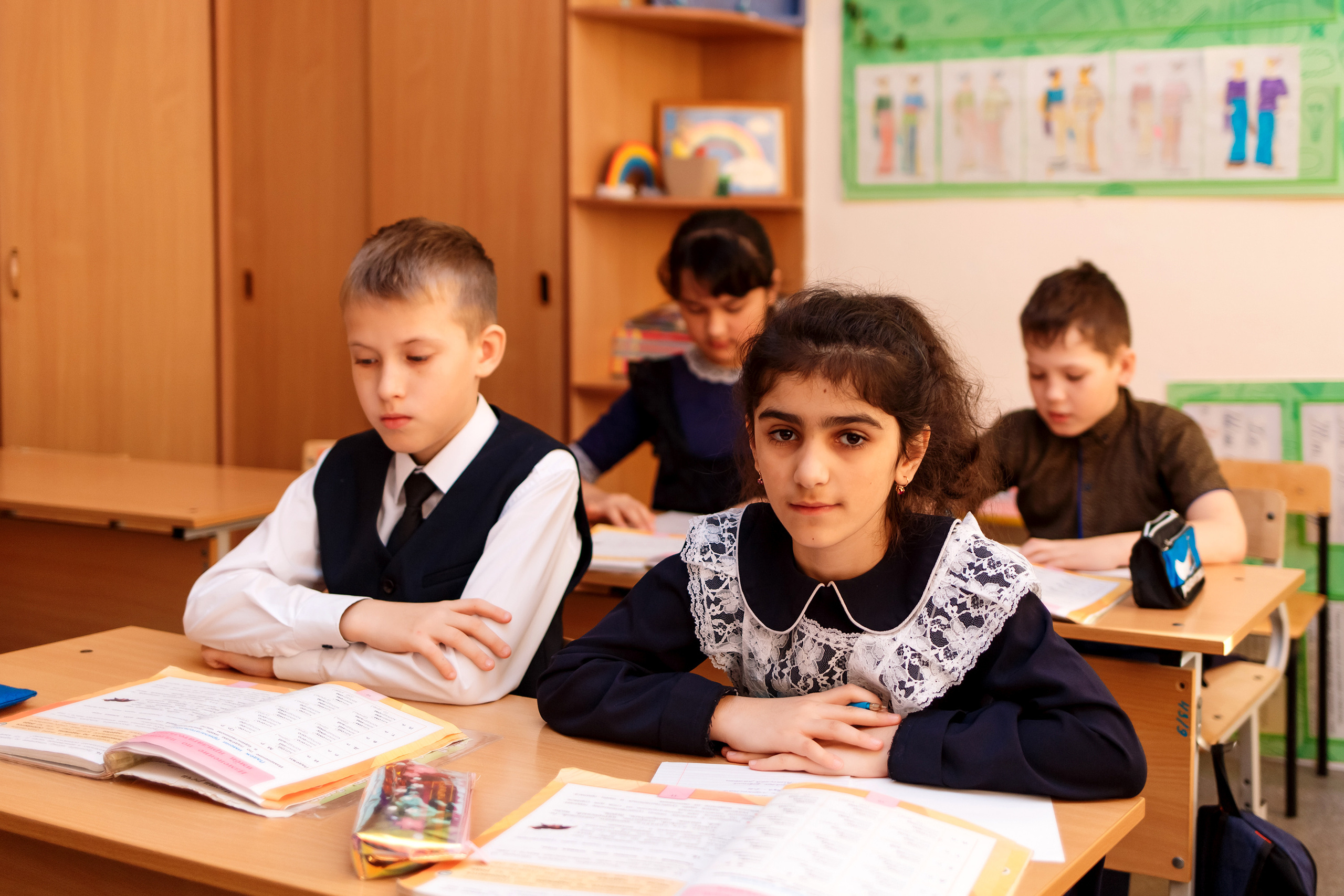 4А класс, фотосессия в школе + выпускной. Фотограф Любовь Корниенко, Примоский край