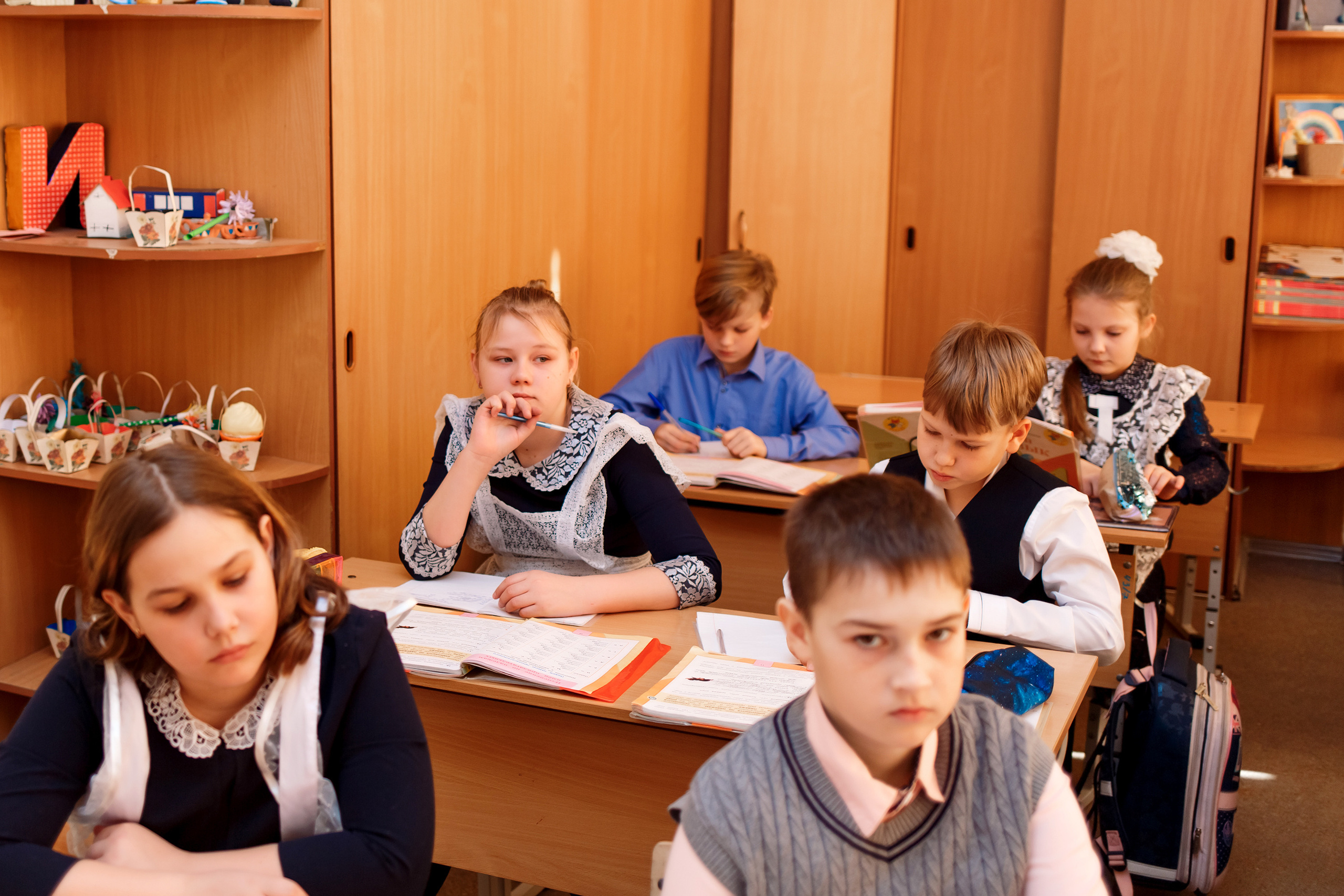 4А класс, фотосессия в школе + выпускной. Фотограф Любовь Корниенко, Примоский край