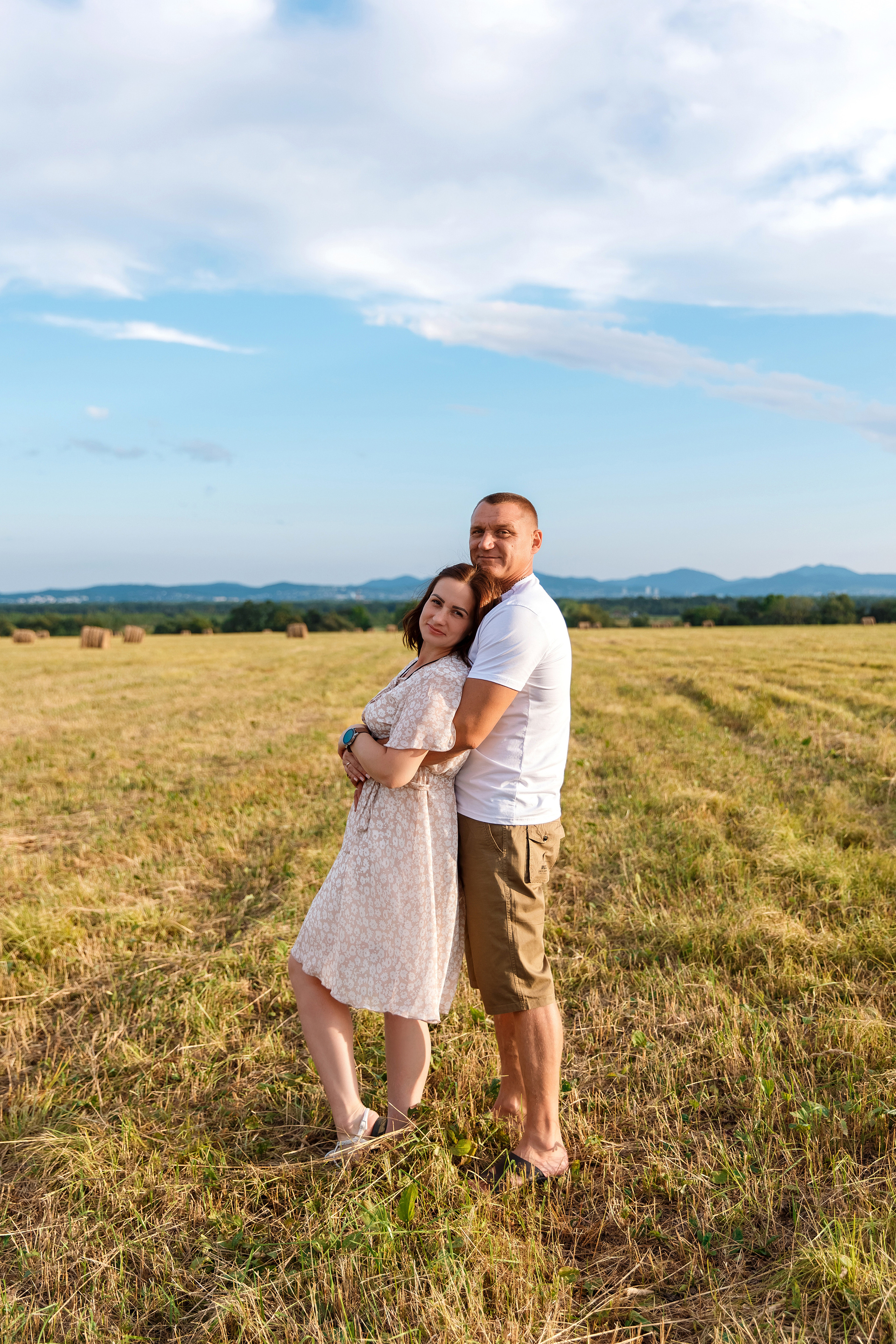 Фотосессия на сене. Фотограф Любовь Корниенко, Примоский край