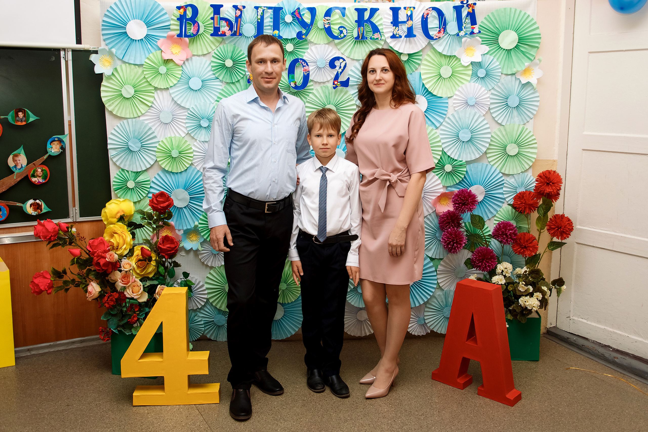 4А класс, фотосессия в школе + выпускной. Фотограф Любовь Корниенко, Примоский край