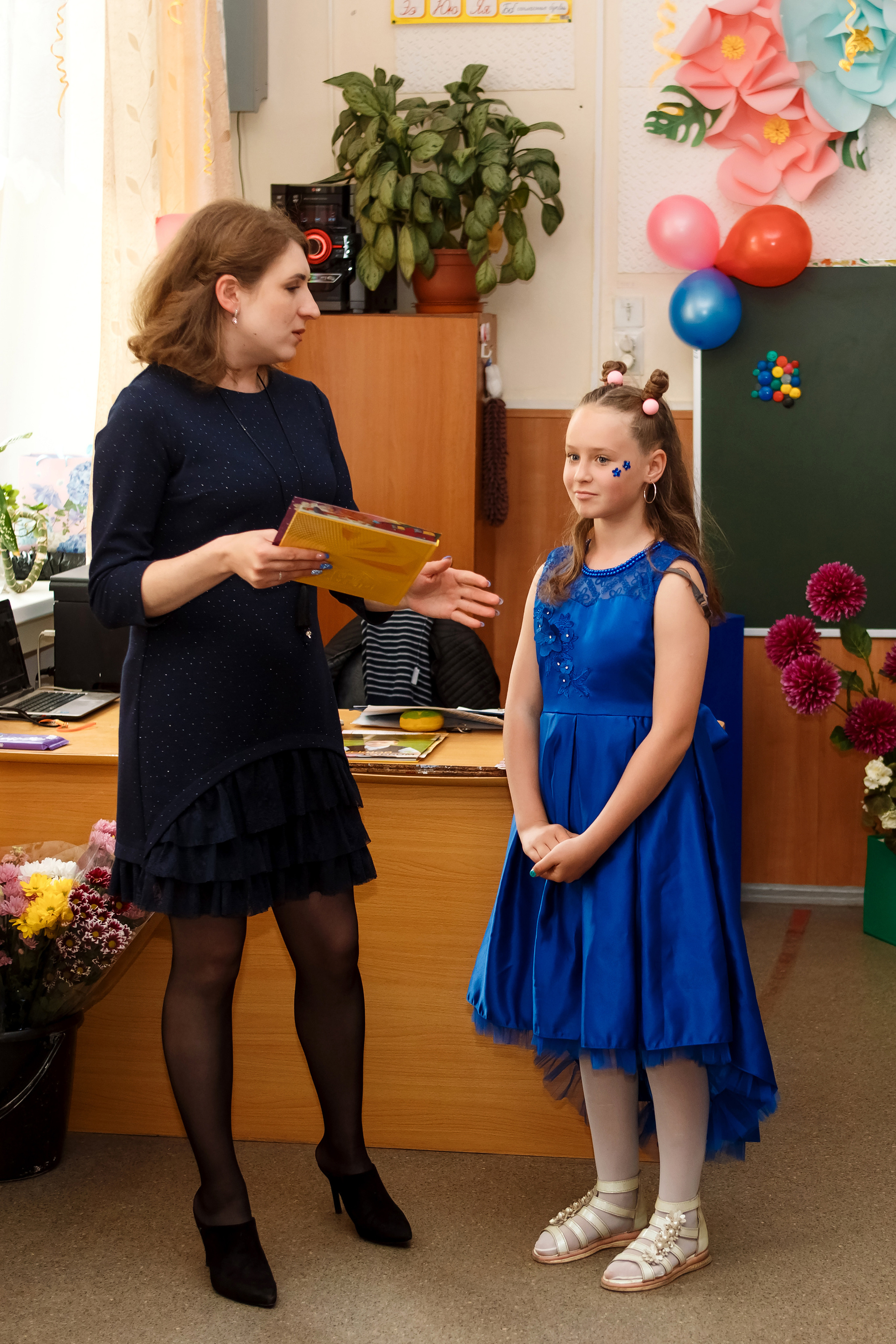 4А класс, фотосессия в школе + выпускной. Фотограф Любовь Корниенко, Примоский край