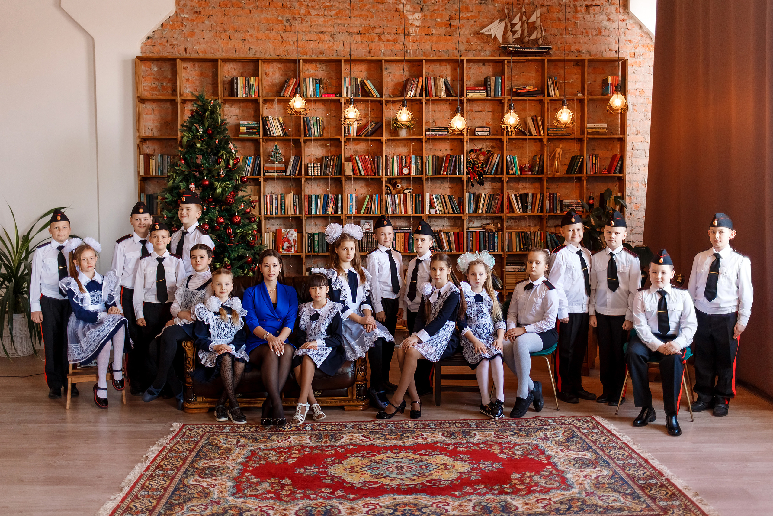 4 класс, фотосессия в фотостудии. Фотограф Любовь Корниенко, Примоский край