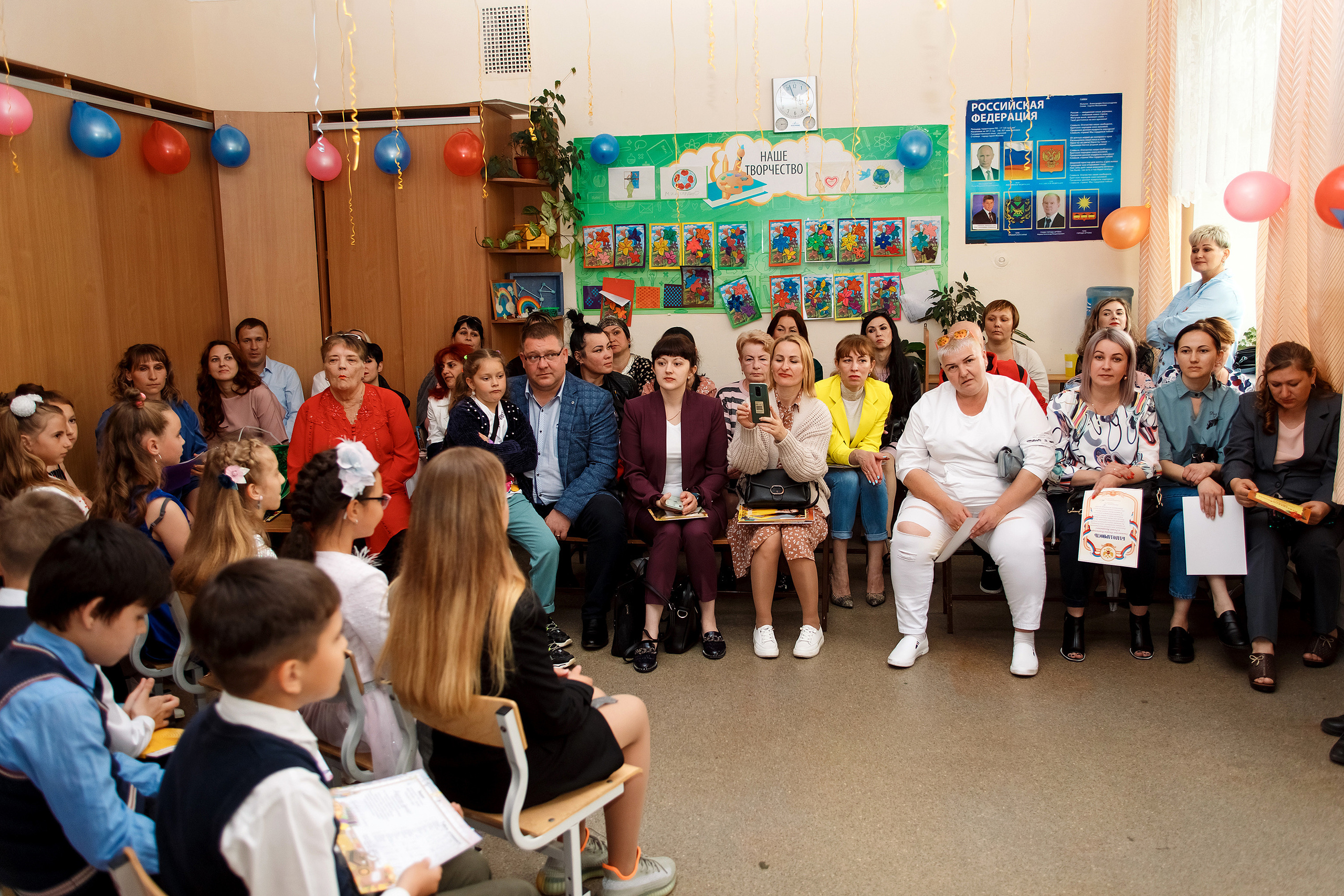 4А класс, фотосессия в школе + выпускной. Фотограф Любовь Корниенко, Примоский край