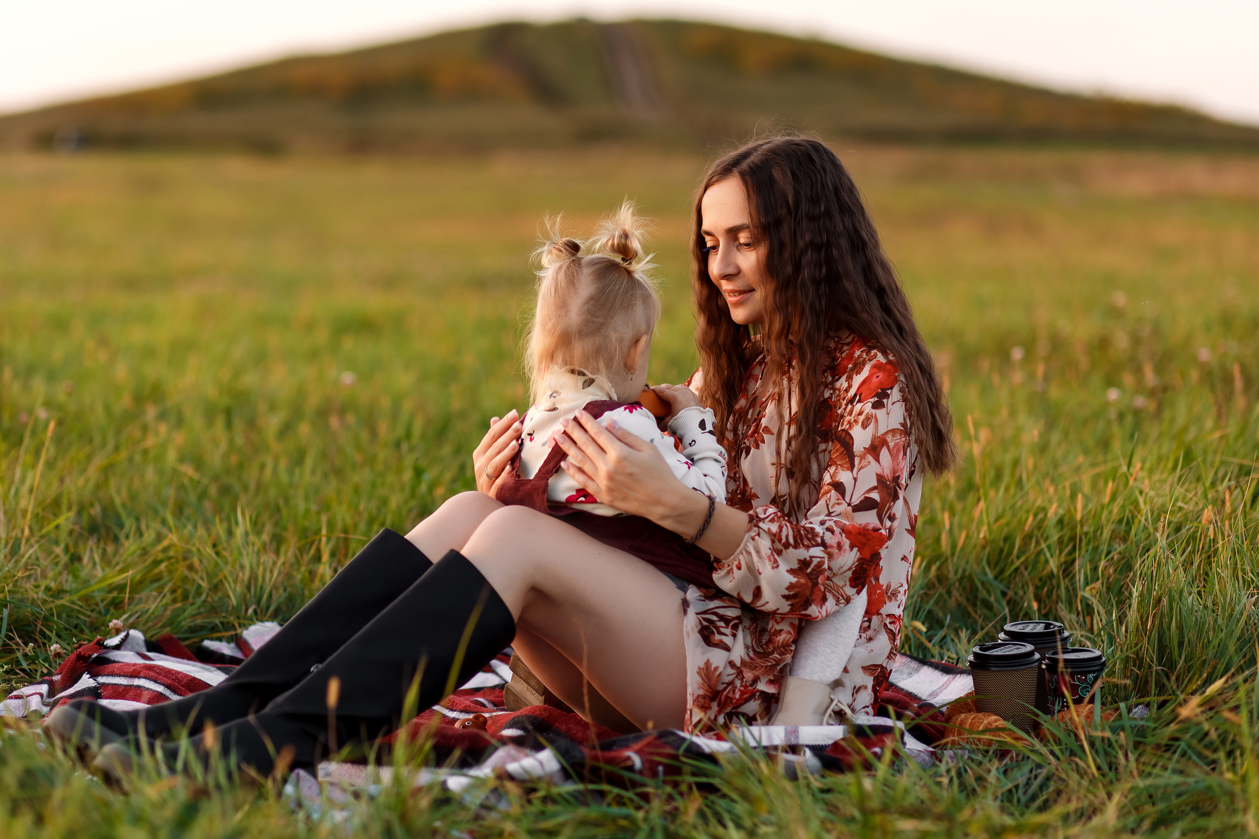 Фотосессия на поле. Фотограф Любовь Корниенко, Примоский край