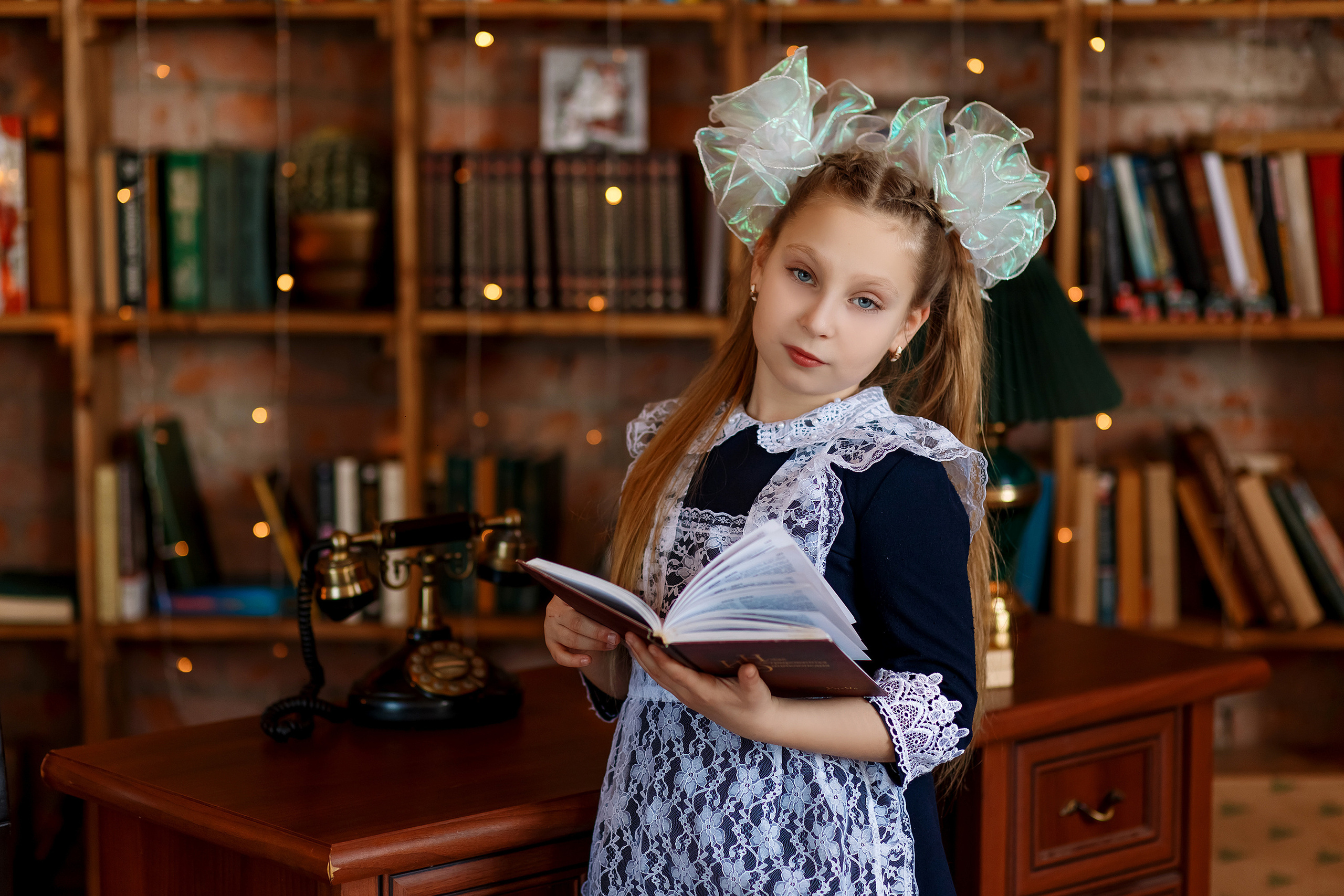 4 класс, фотосессия в фотостудии. Фотограф Любовь Корниенко, Примоский край