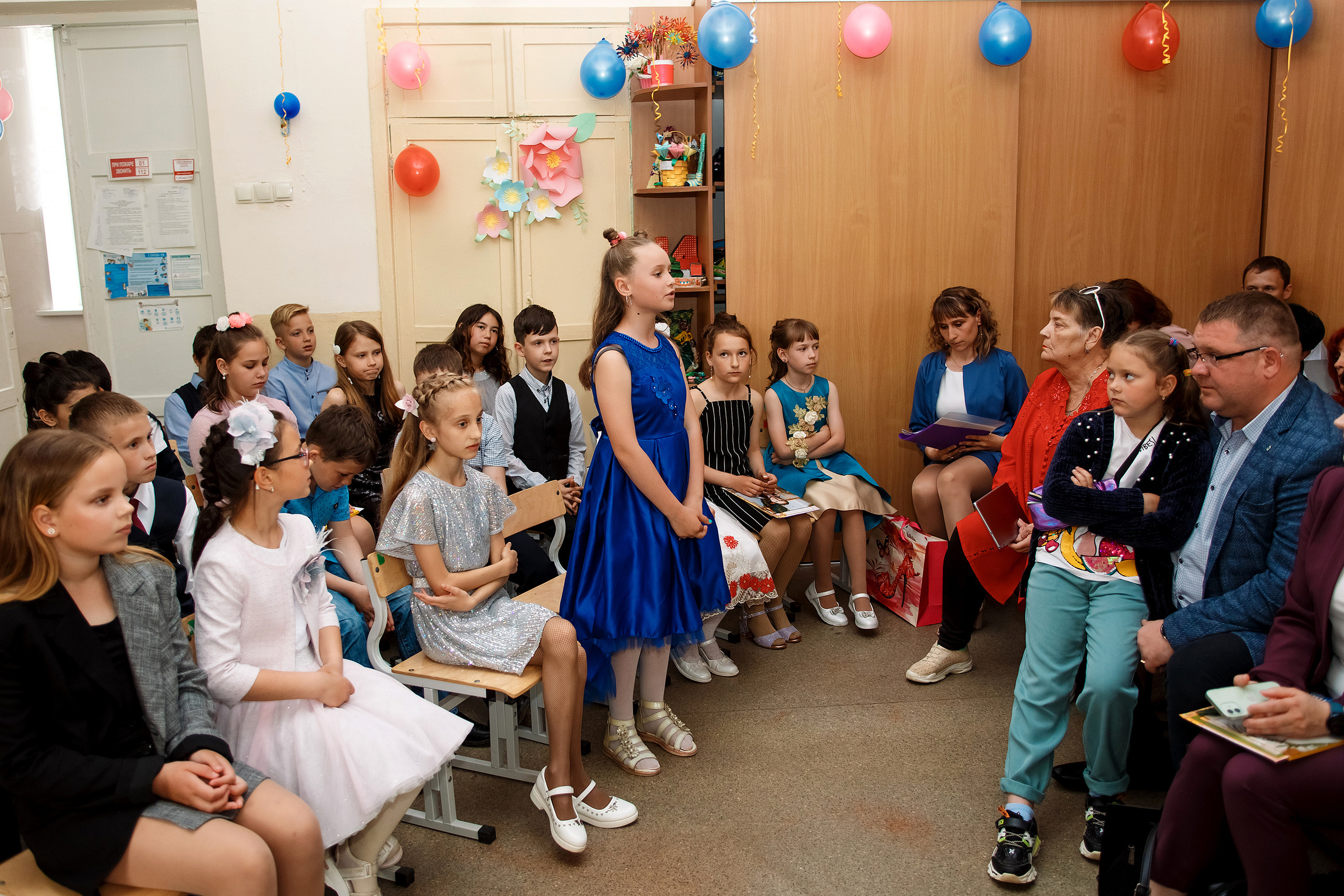 4А класс, фотосессия в школе + выпускной. Фотограф Любовь Корниенко, Примоский край