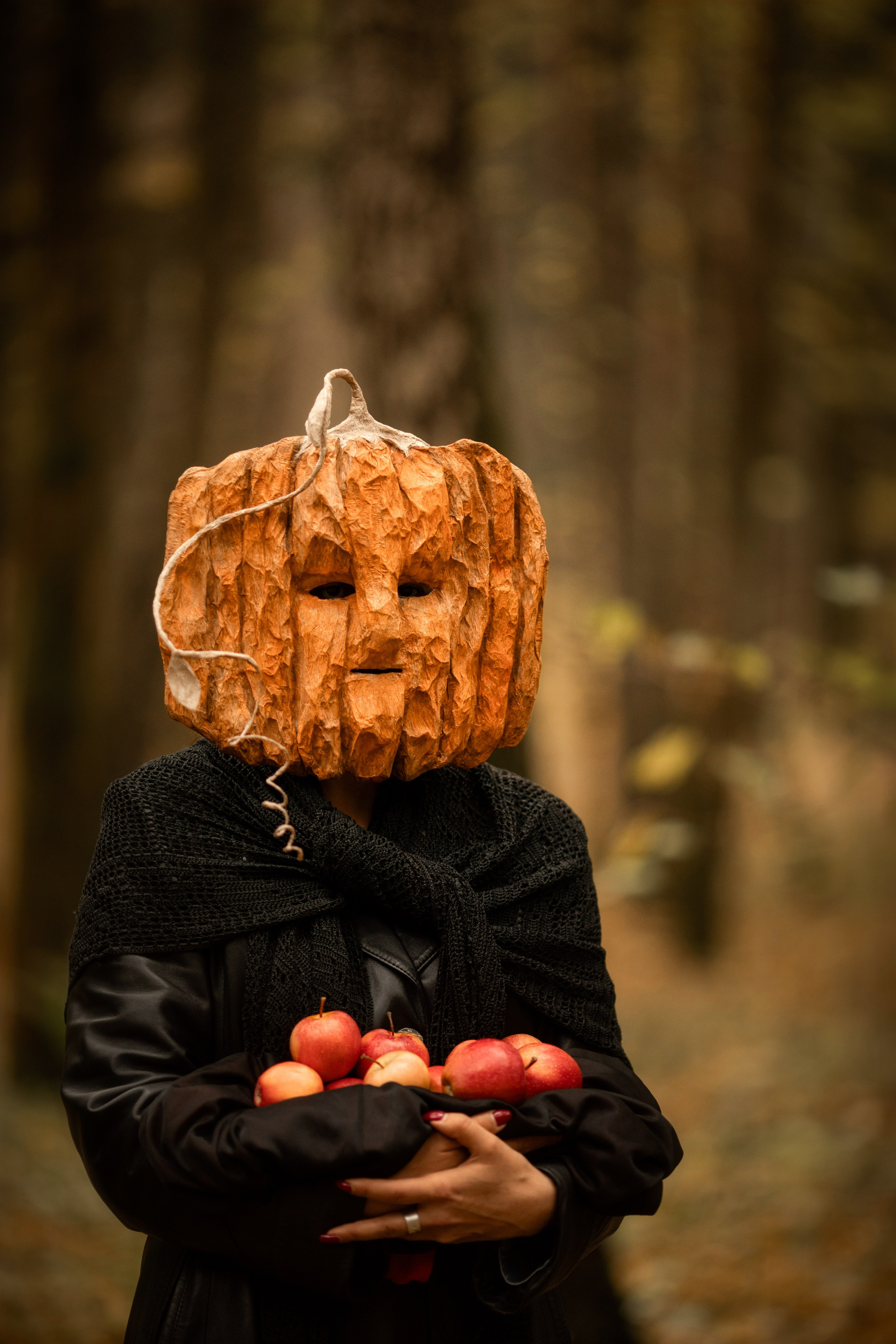 Фотопроект «Духи леса» — маски из папье-маше, свет и тишина природы. Фотограф Анна Грошикова — авторская съёмка на рассвете и закате в Москве, Мытищах, Солнечногорске и Московской области