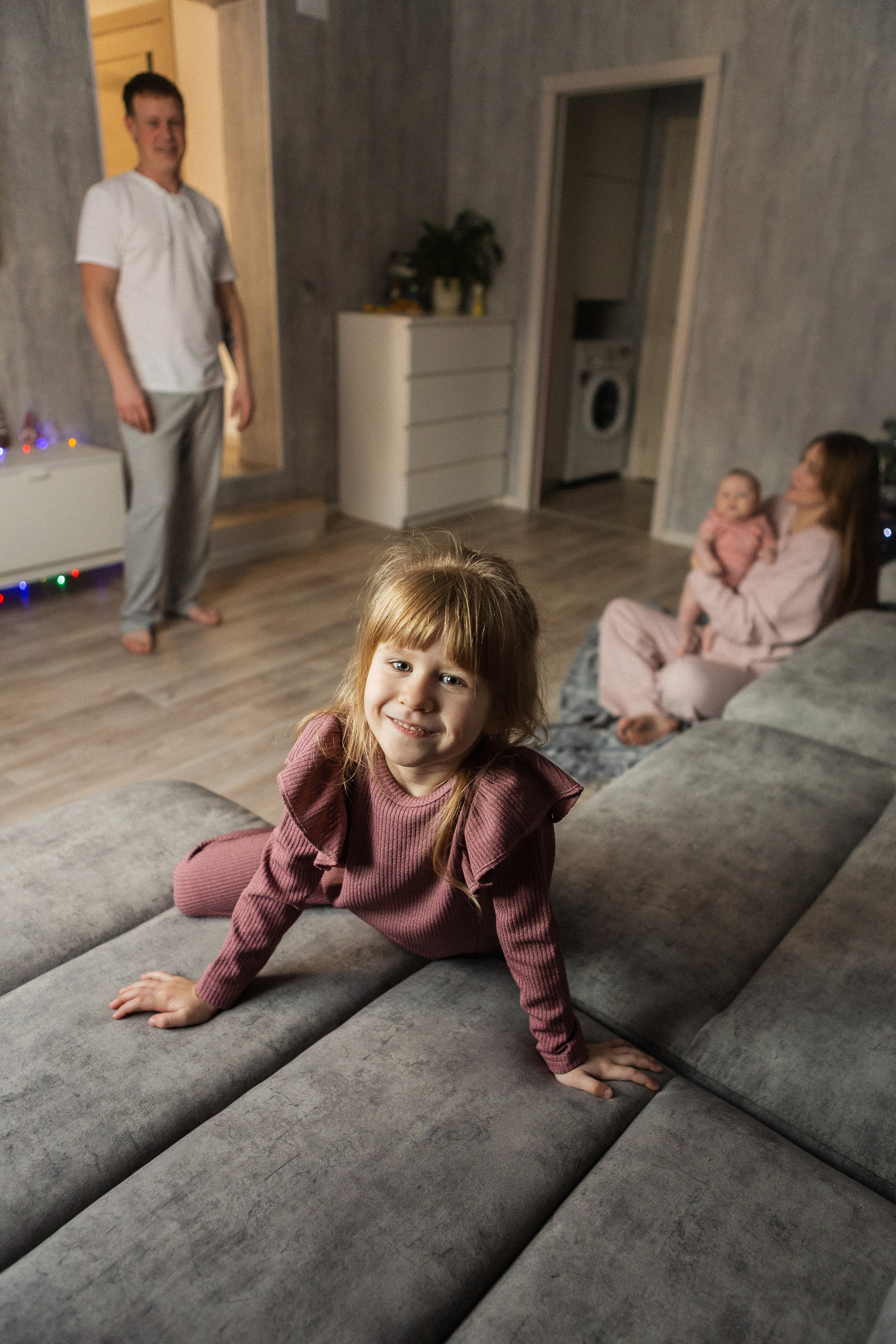 Домашняя съемка с Аней, Юрой, Машей и маленькой Верочкой. Семейный фотограф в Нижнем Новгороде Доронина Юлия
