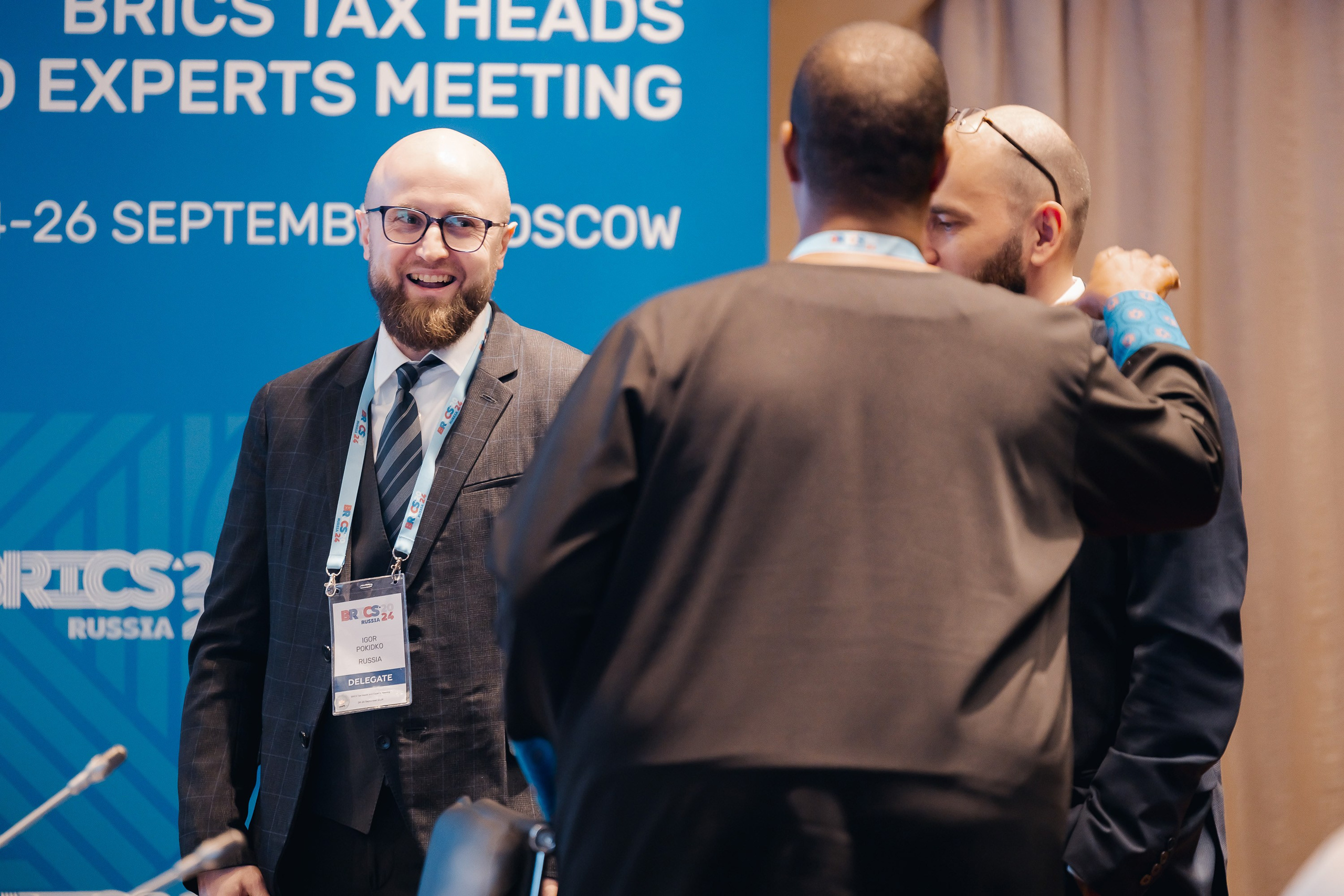 БРИКС ФНС. Parezhevphoto.ru