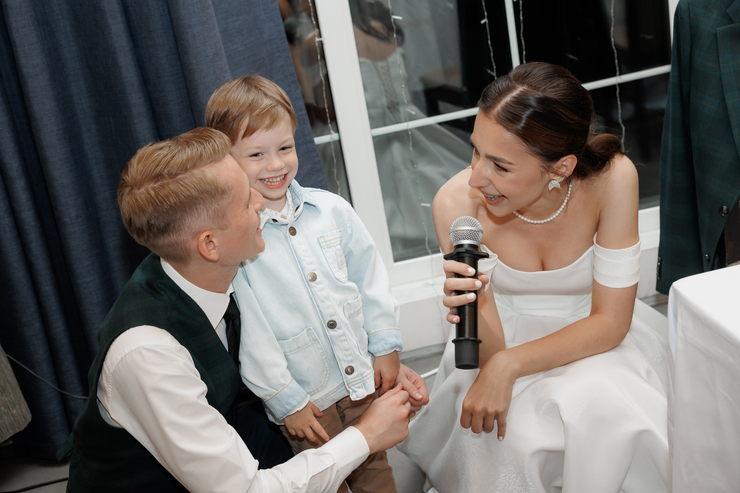 Регистрация в отеле Fish Point, ЗАГС Бутово, прогулка в Остафьево. Свадебный и репортажный фотограф (Москва, Королев и другие)