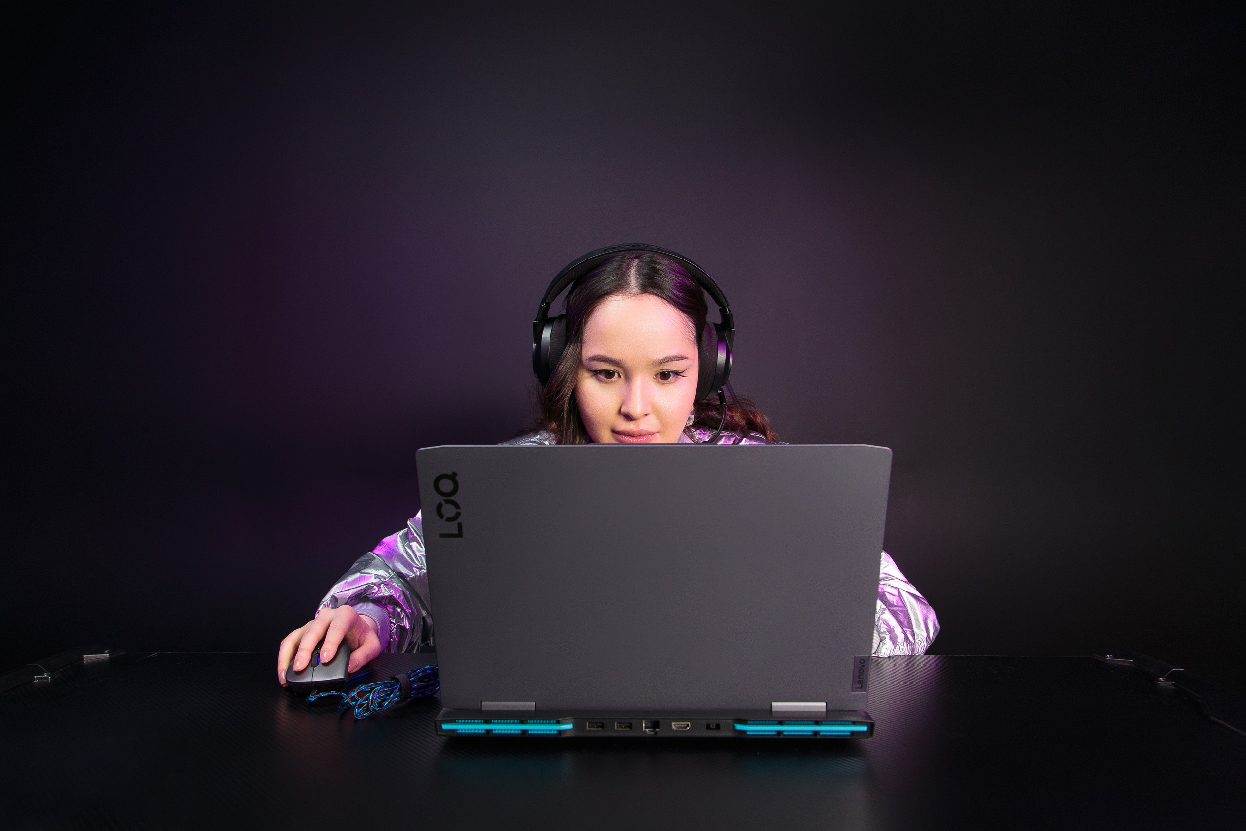 Level Up — Lenovo LOQ x Yanazeka. Рекламный и портретный фотограф в Алматы — Серекпаев Танирхан