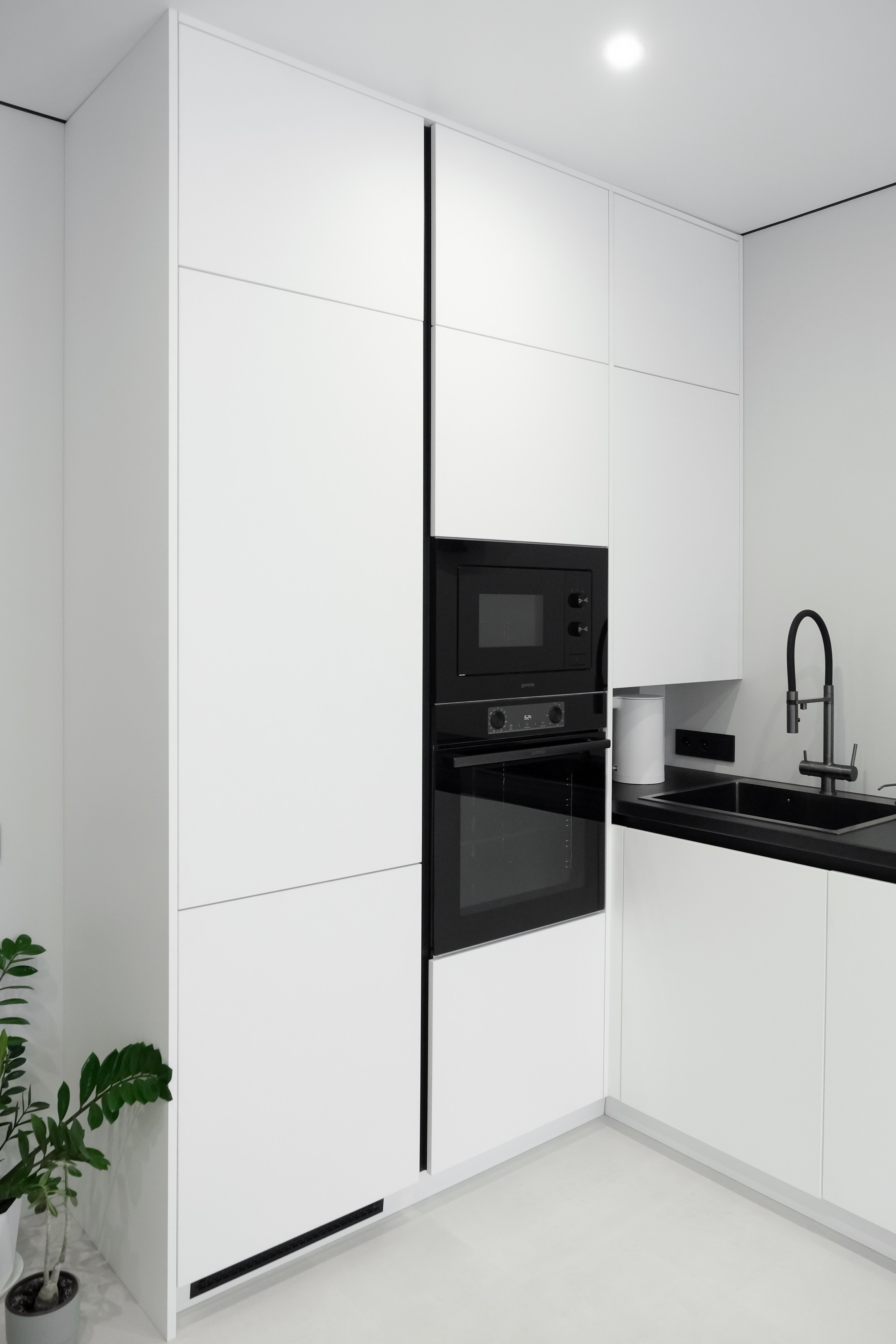 Кухня на заказ в Томске по индивидуальным размерам и дизайн проекту Михайловский Парк