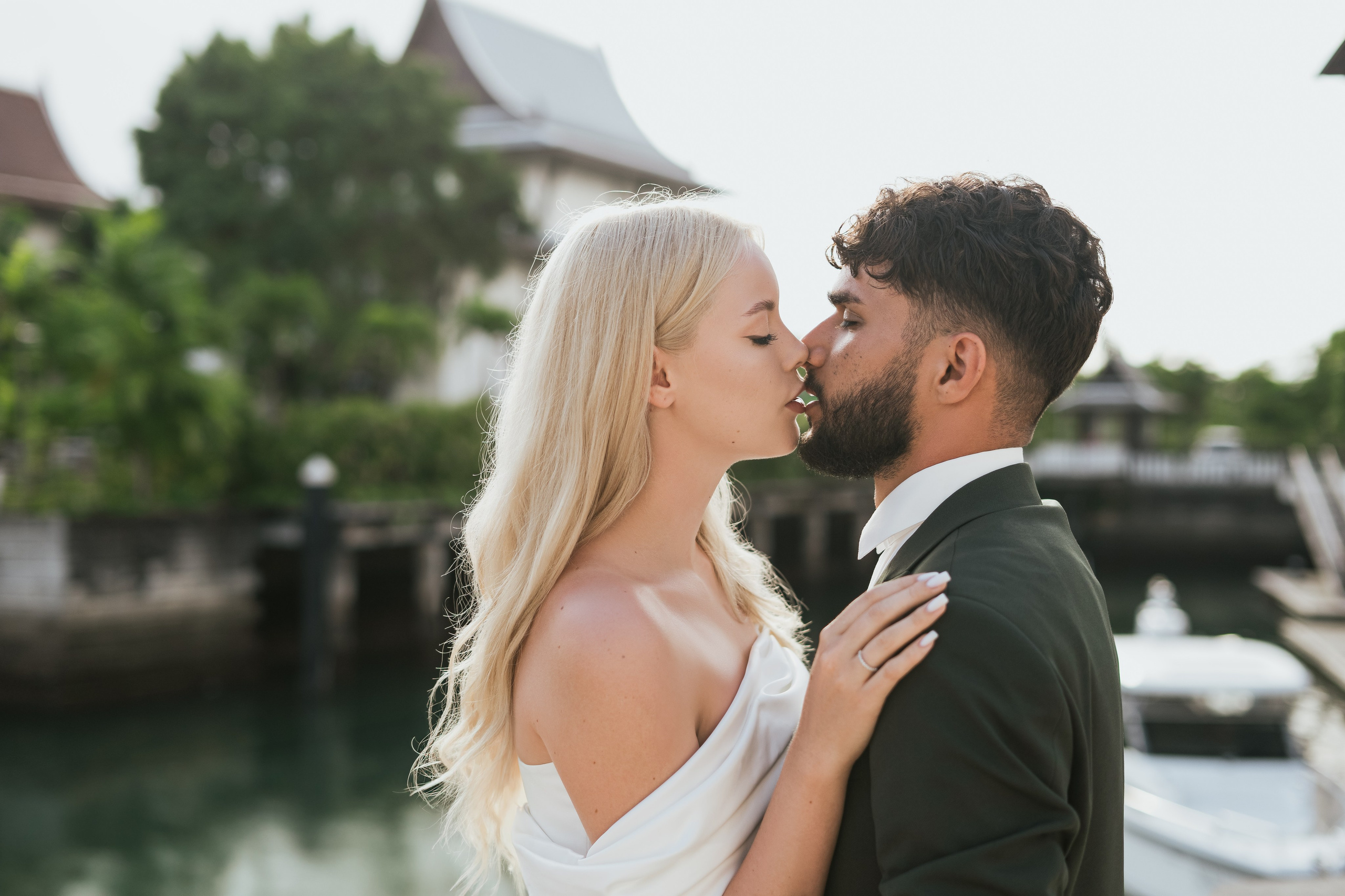 Love Story и Свадебная Фотосъёмка на Пхукете – истории любви в объективе. Ян Долматов — фотограф, видеограф и продюсер на Пхукете, Таиланд