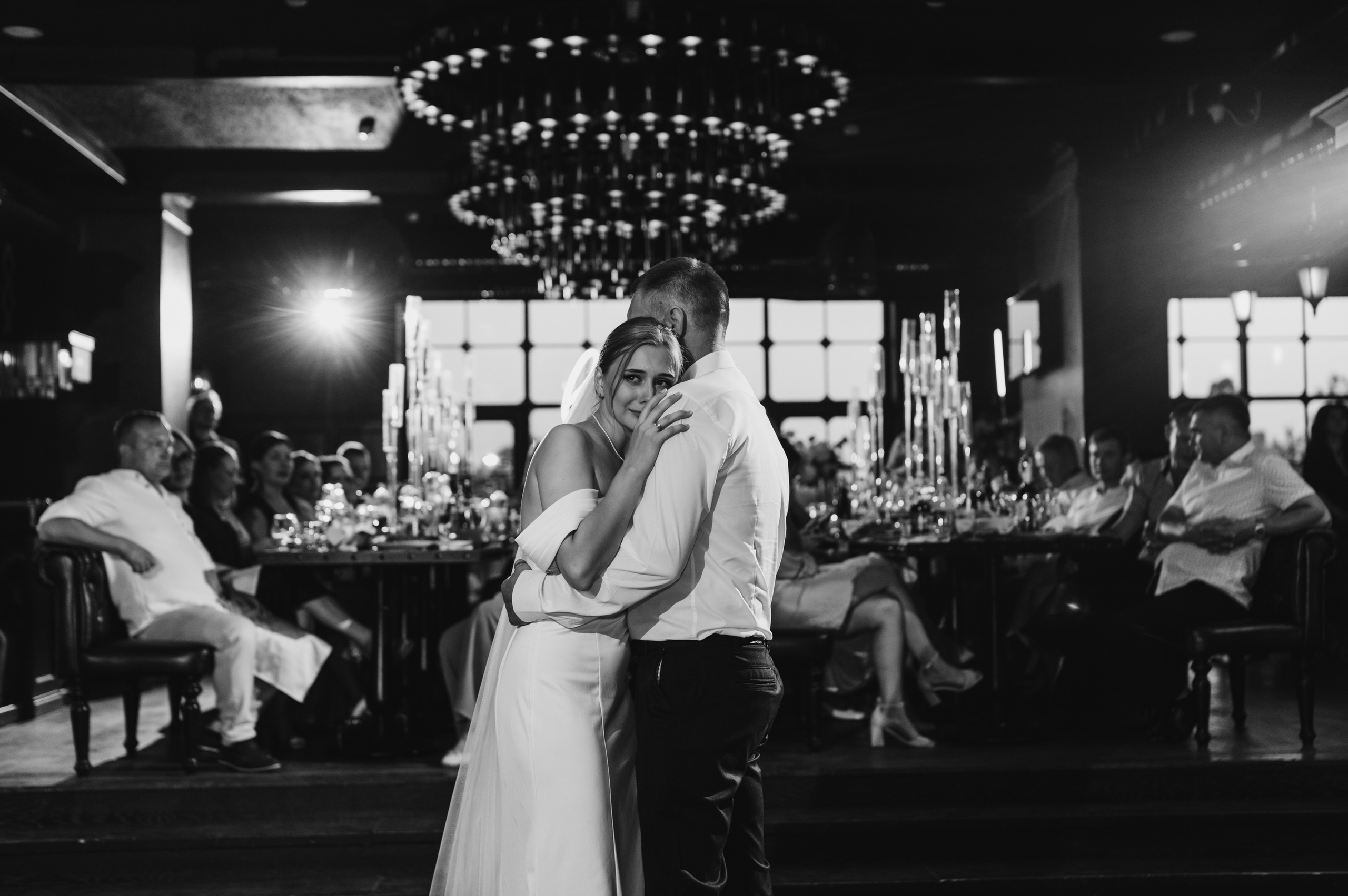 Даниил и Валерия. Черная утка. Полный день. Фотограф Екатерина Бочарникова