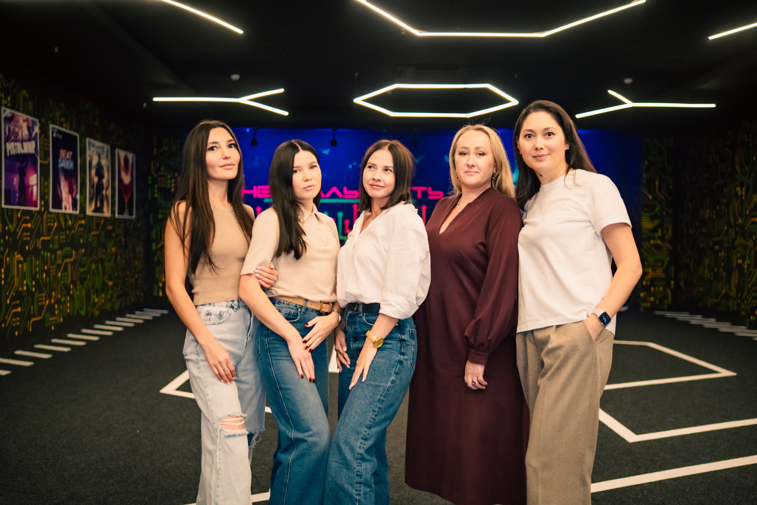 VR April-May. Felixtones