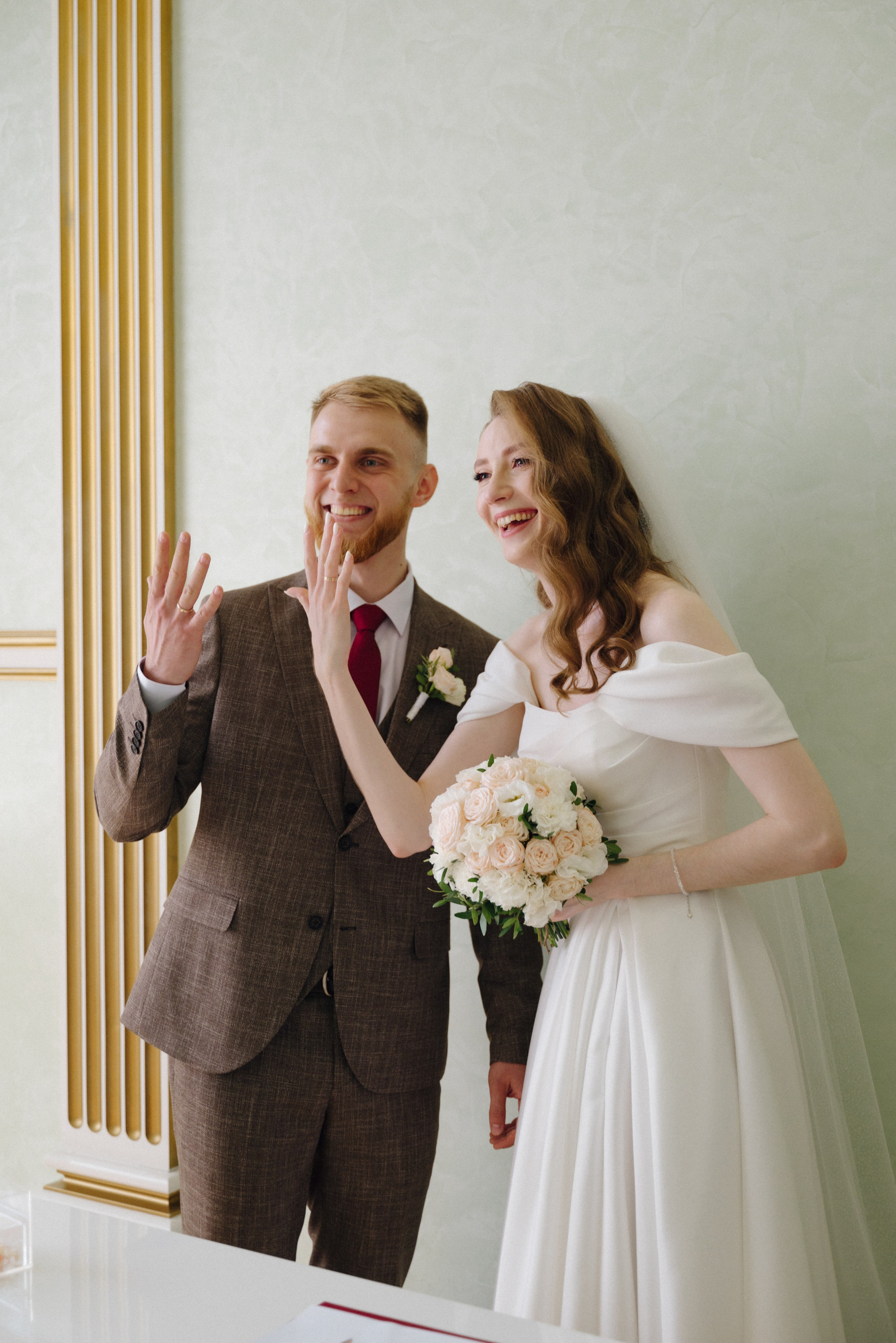 Елена и Артём. Репортажный и свадебный фотограф в Сургуте