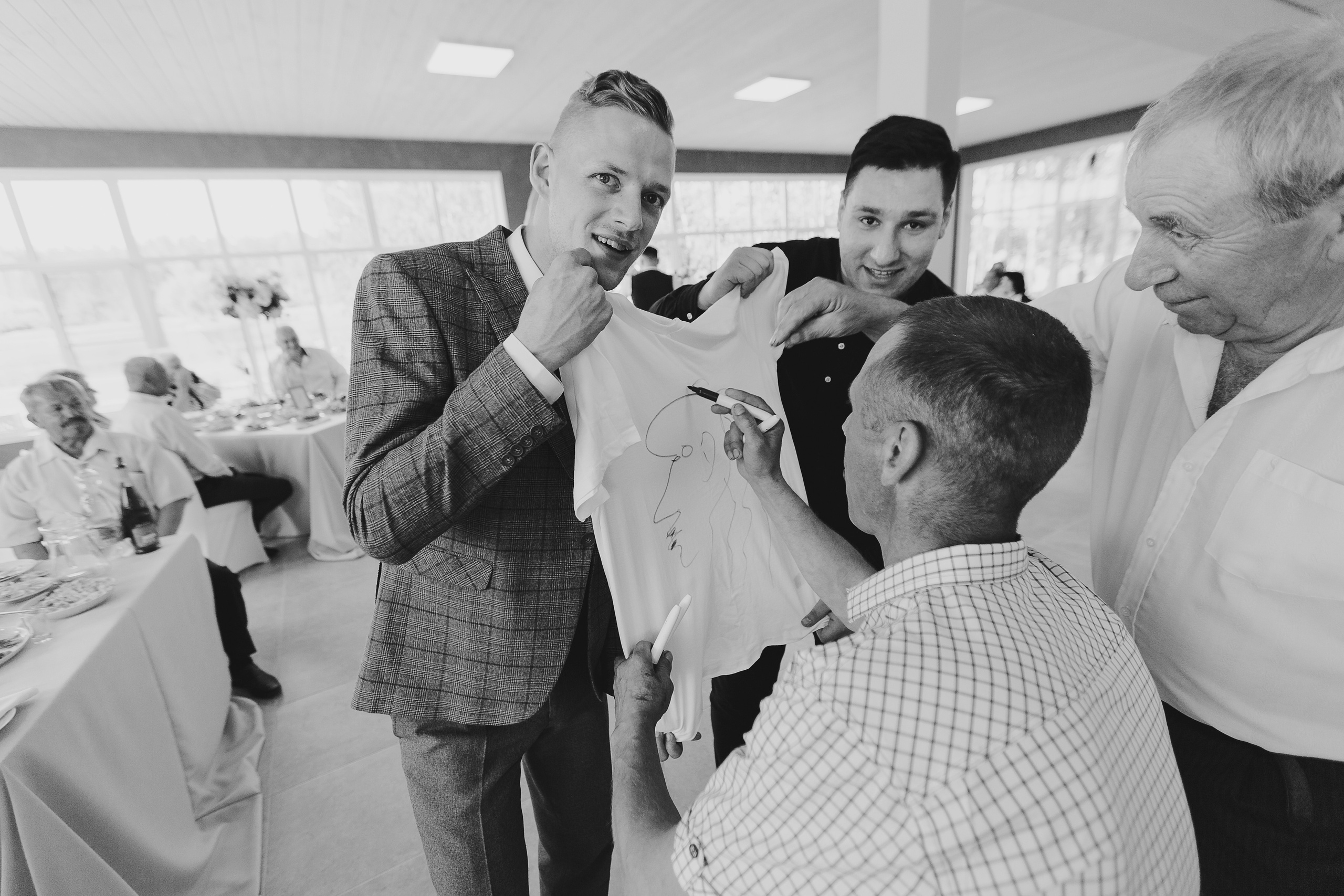 Свадебная Фото и Видео съёмка в Буда-Кошелева, на усадьбе Озерная. Свадебный семейный фотограф и видеограф Гомель Минск Беларусь Европа