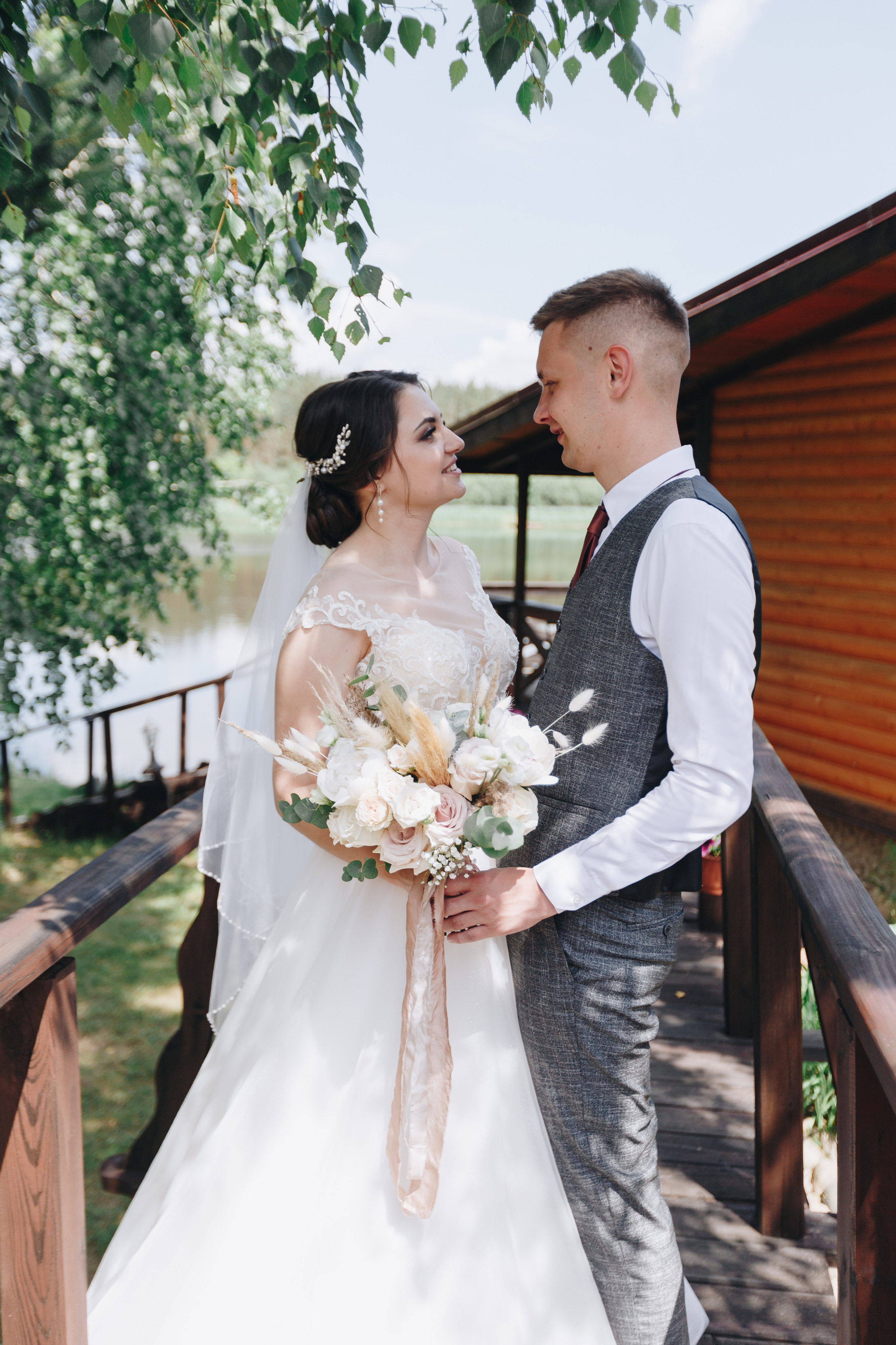 Свадебная Фото и Видео съёмка в Буда-Кошелева, на усадьбе Озерная. Свадебный семейный фотограф и видеограф Гомель Минск Беларусь Европа