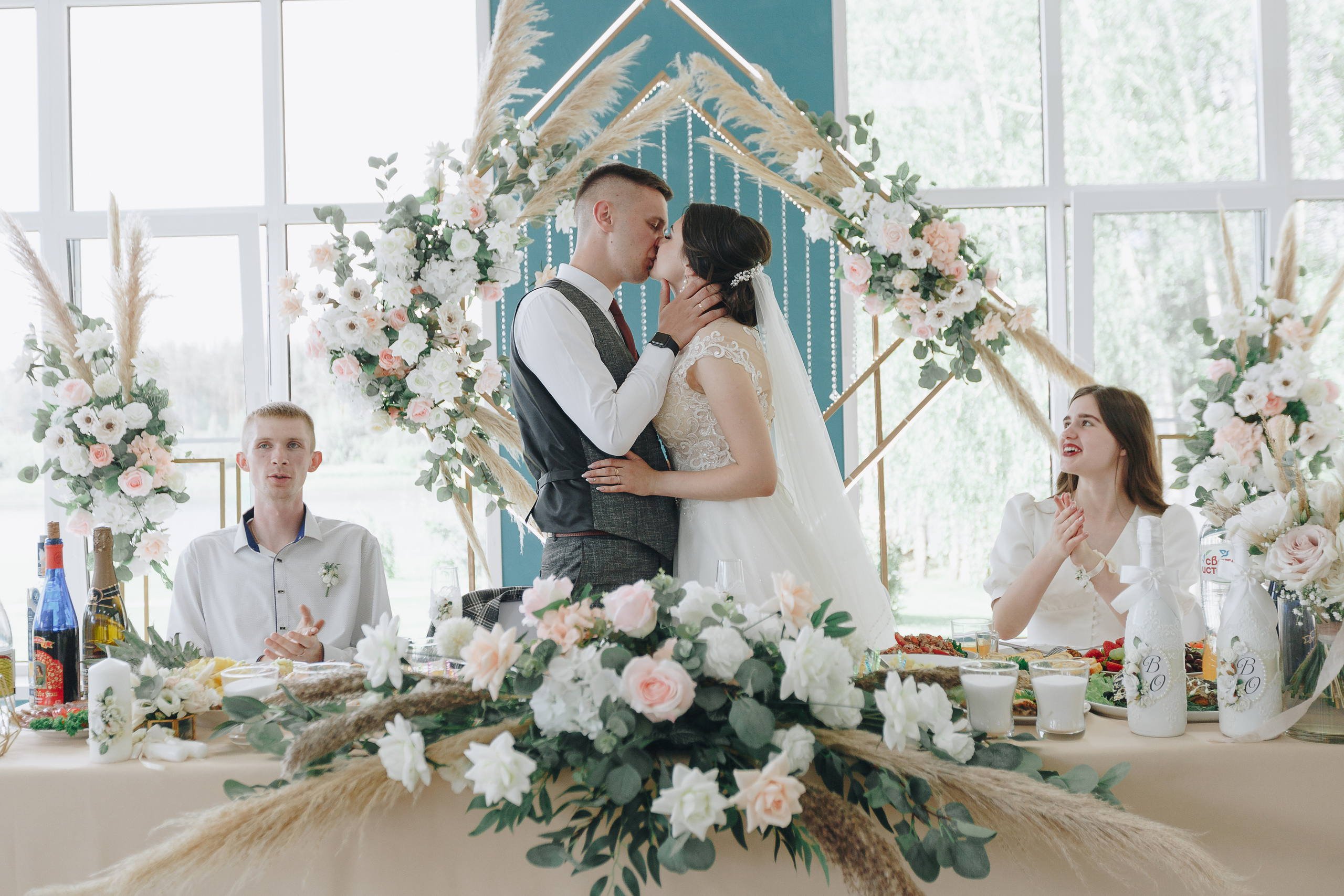 Свадебная Фото и Видео съёмка в Буда-Кошелева, на усадьбе Озерная. Свадебный семейный фотограф и видеограф Гомель Минск Беларусь Европа