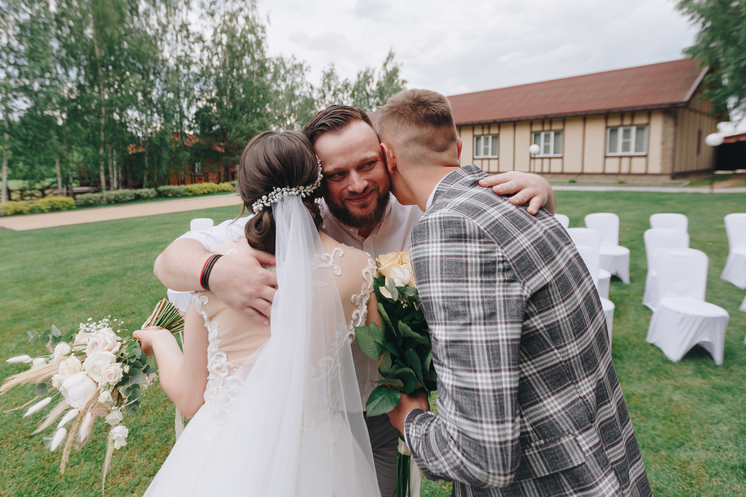 Свадебная Фото и Видео съёмка в Буда-Кошелева, на усадьбе Озерная. Свадебный семейный фотограф и видеограф Гомель Минск Беларусь Европа