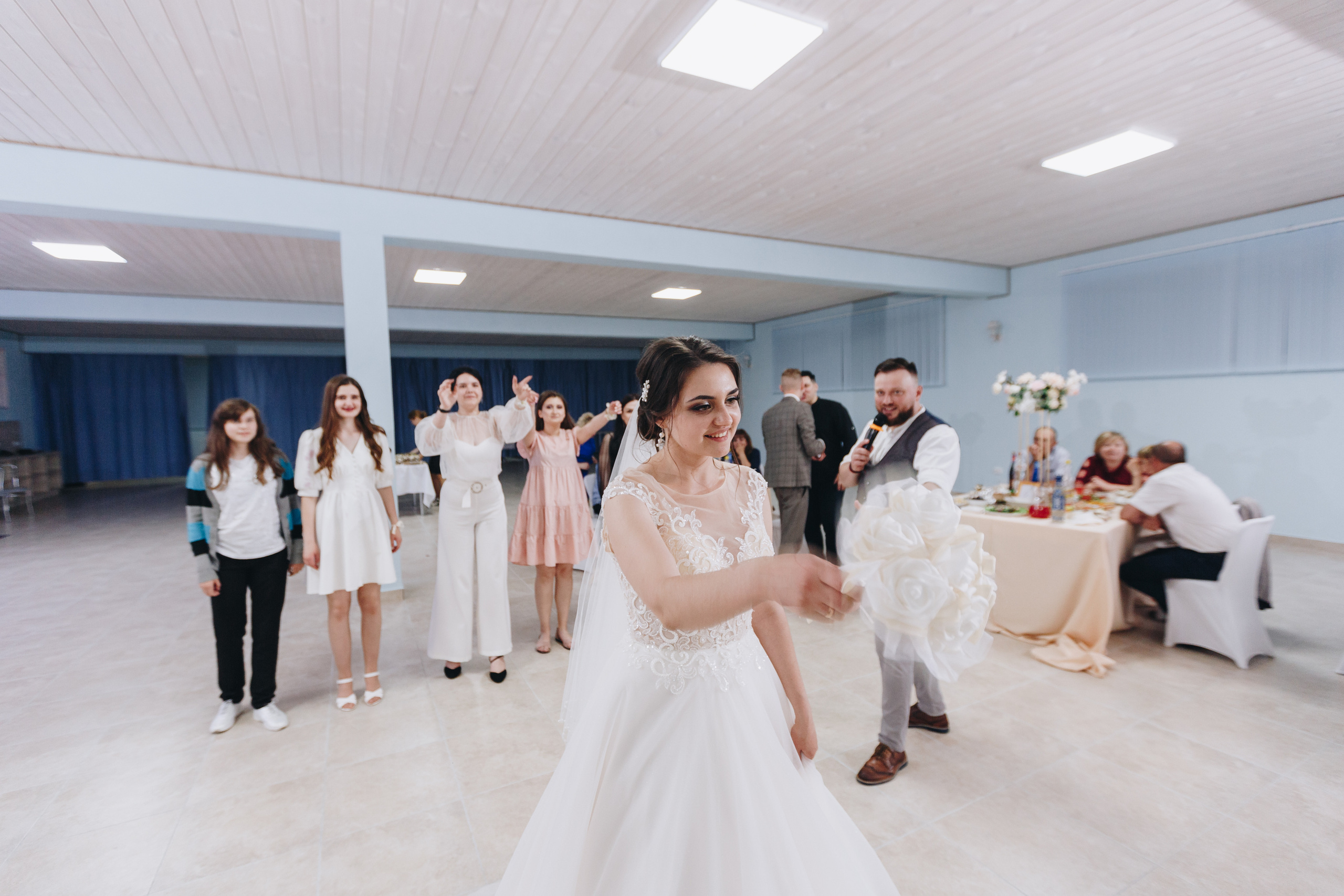 Свадебная Фото и Видео съёмка в Буда-Кошелева, на усадьбе Озерная. Свадебный семейный фотограф и видеограф Гомель Минск Беларусь Европа