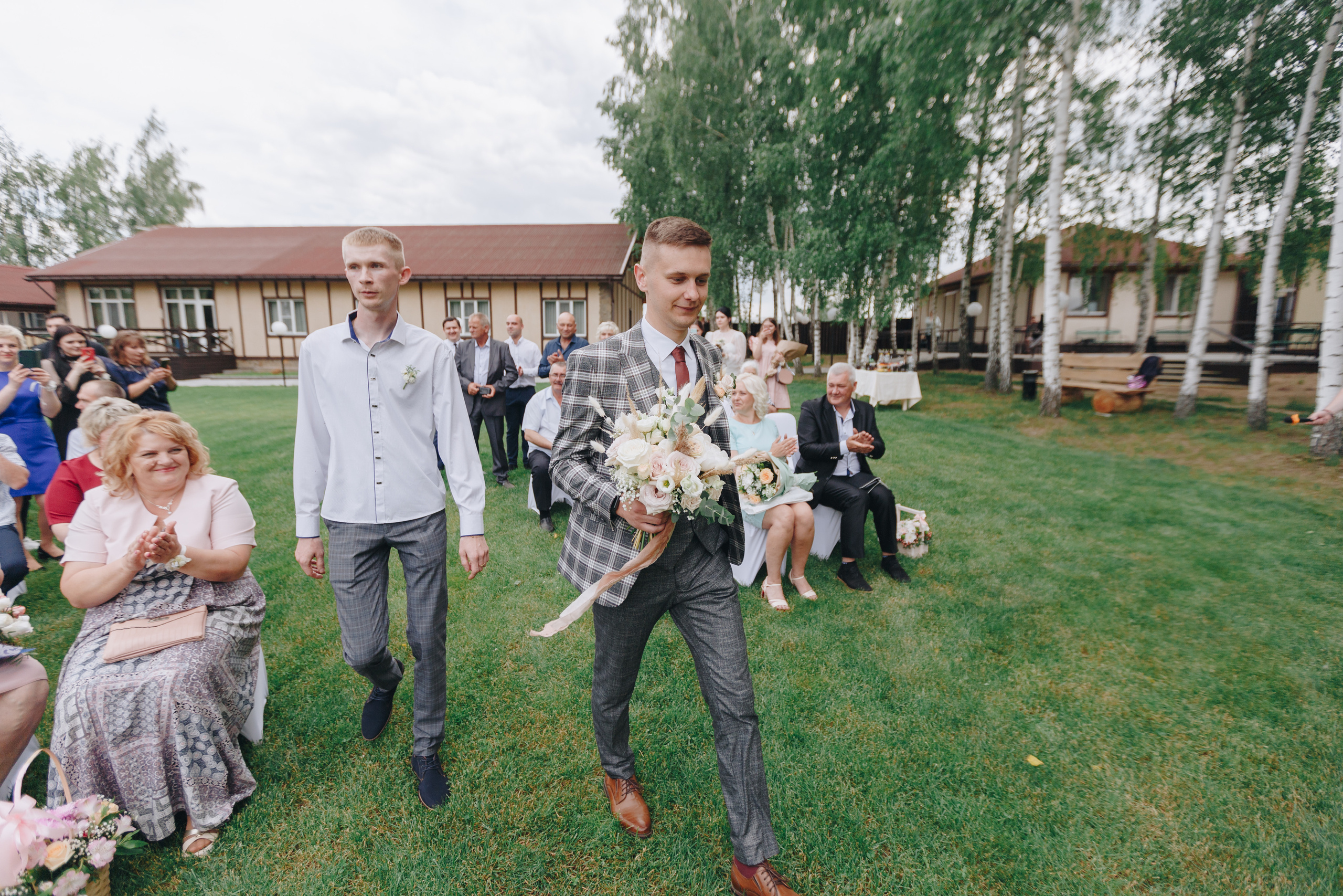 Свадебная Фото и Видео съёмка в Буда-Кошелева, на усадьбе Озерная. Свадебный семейный фотограф и видеограф Гомель Минск Беларусь Европа