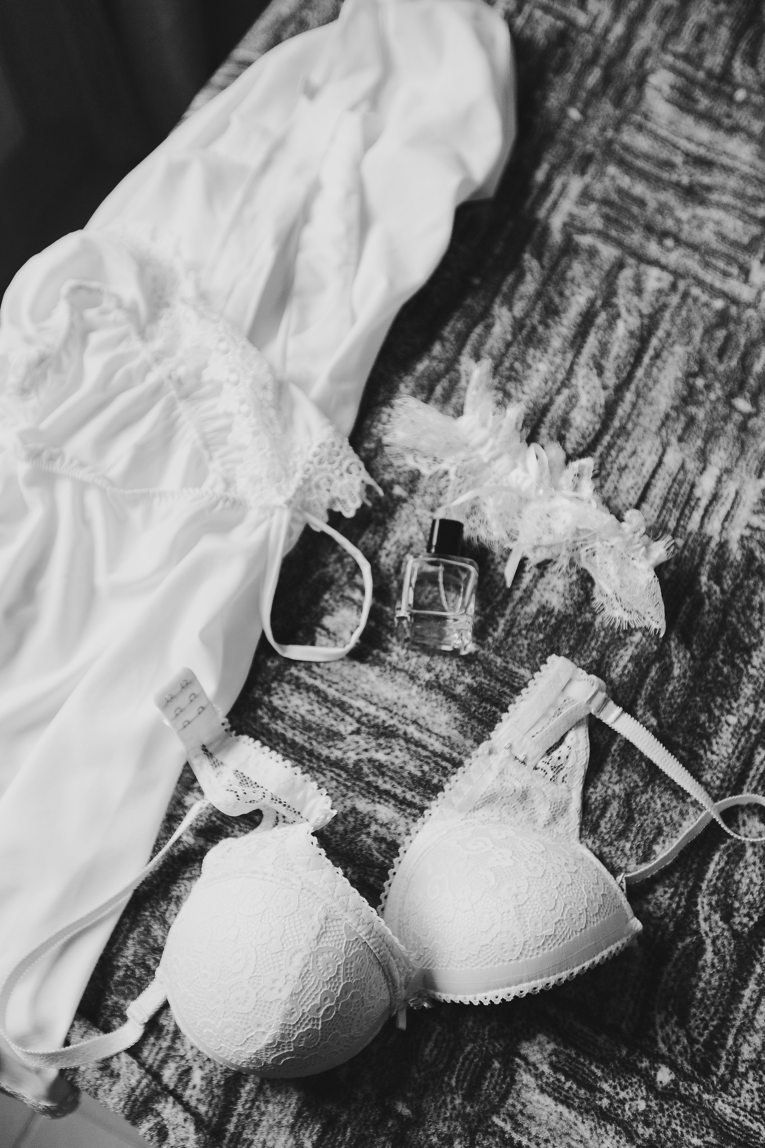 Свадебная Фото и Видео съёмка в Буда-Кошелева, на усадьбе Озерная. Свадебный семейный фотограф и видеограф Гомель Минск Беларусь Европа