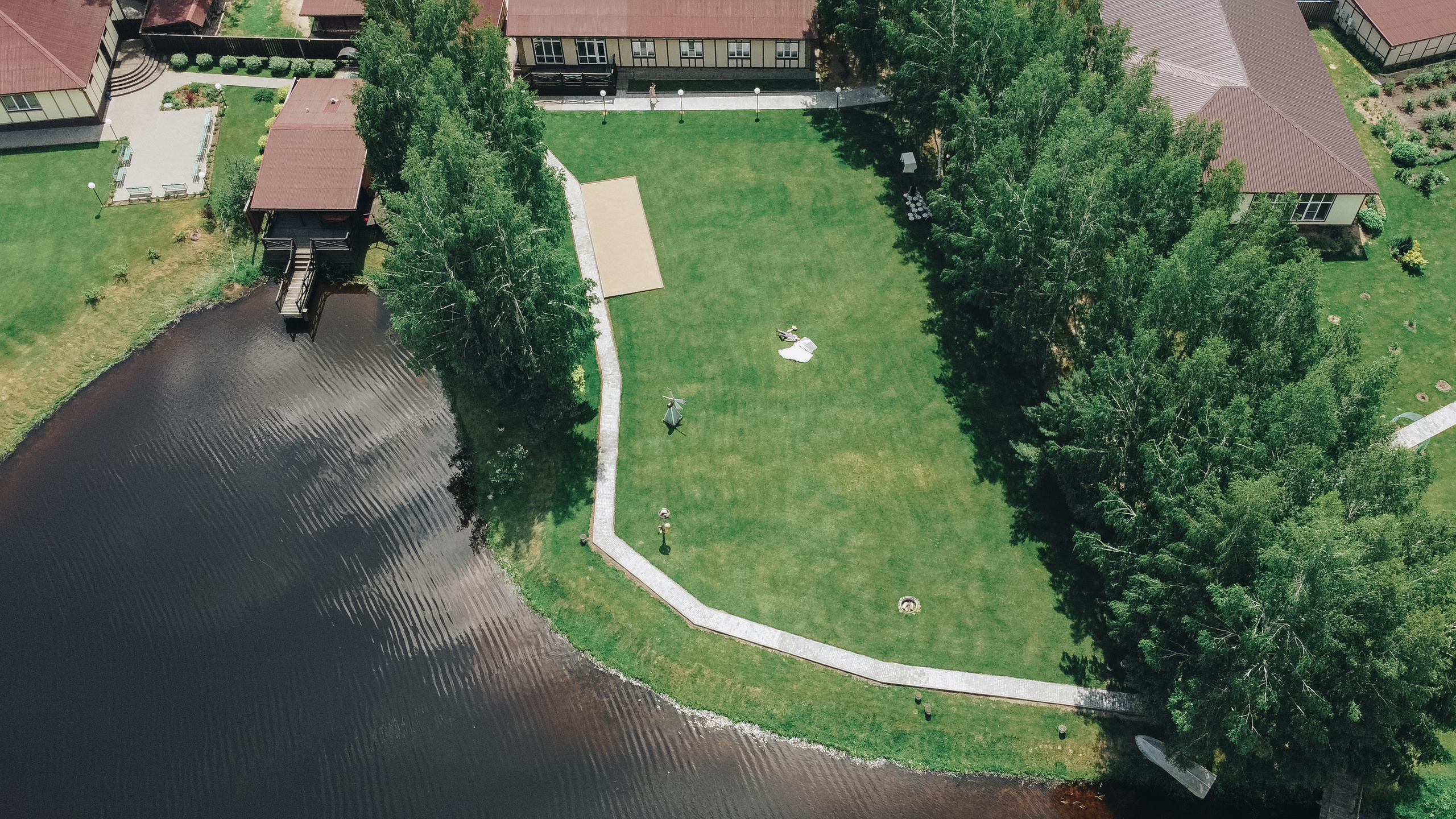 Свадебная Фото и Видео съёмка в Буда-Кошелева, на усадьбе Озерная. Свадебный семейный фотограф и видеограф Гомель Минск Беларусь Европа