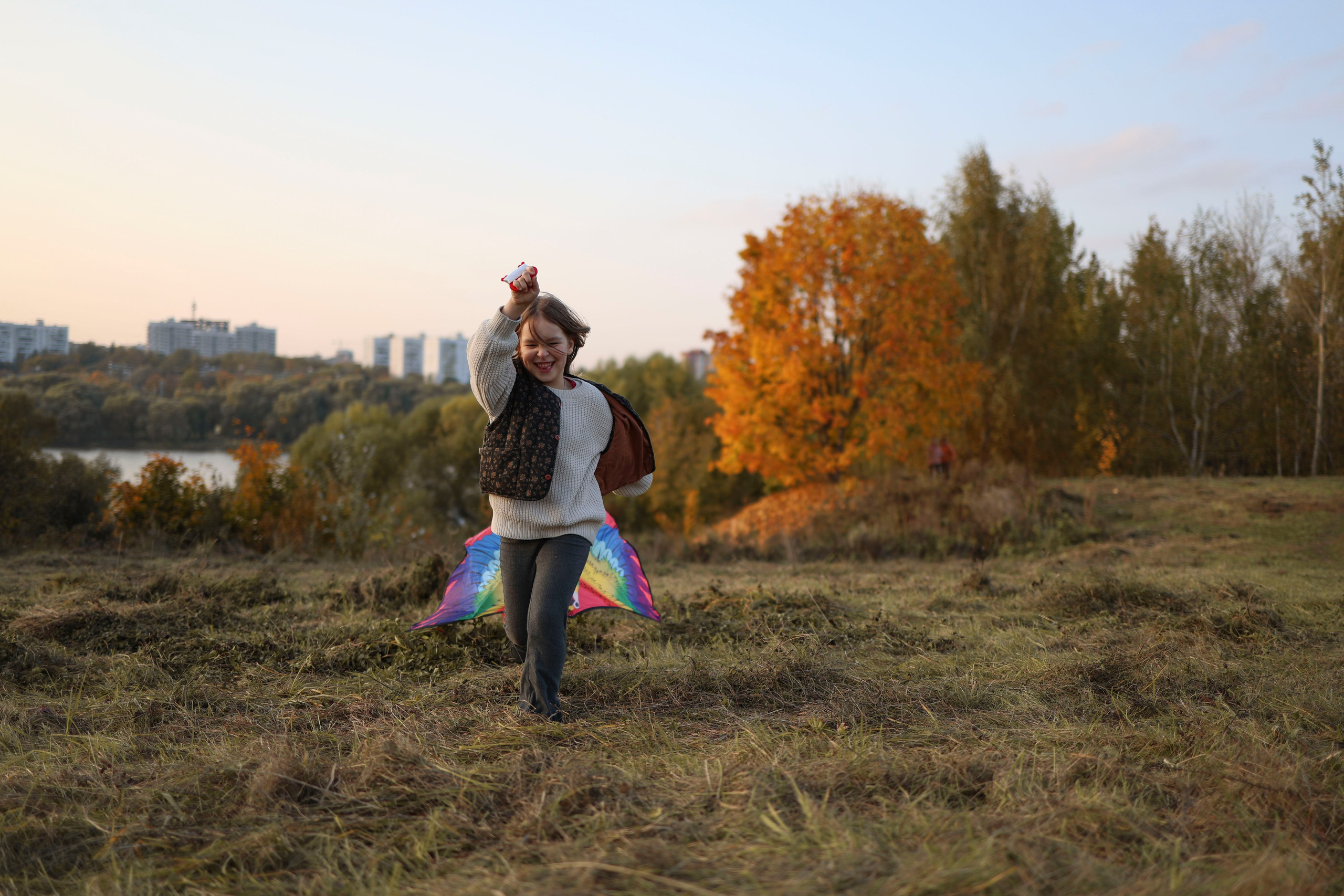 Осенняя прогулка папы с дочками. Семейный и детский фотограф в Москве Анастасия Мурга