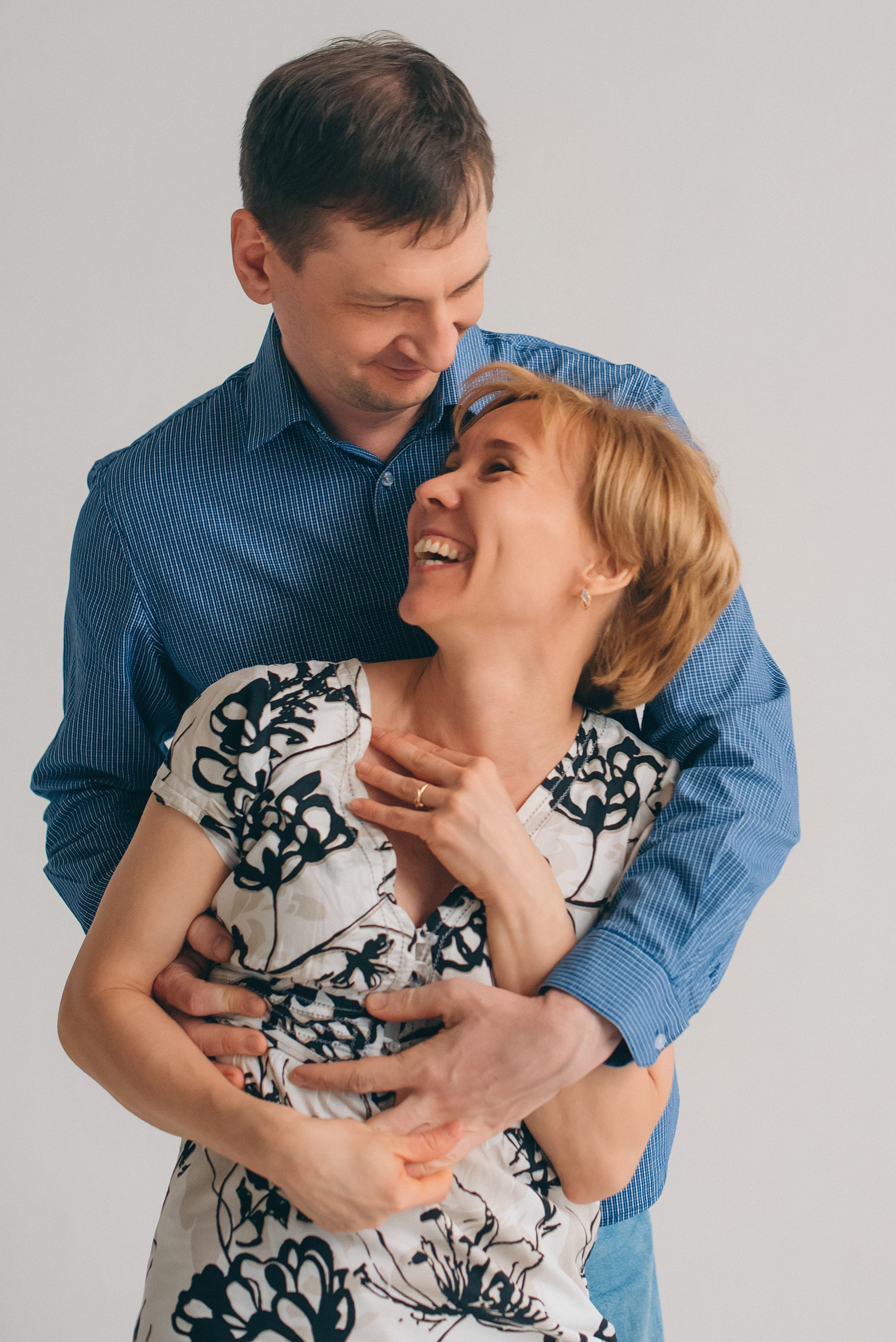 Семейная фотосессия в студии. Семейный и детский фотограф в Обнинске, Калуге, Москве