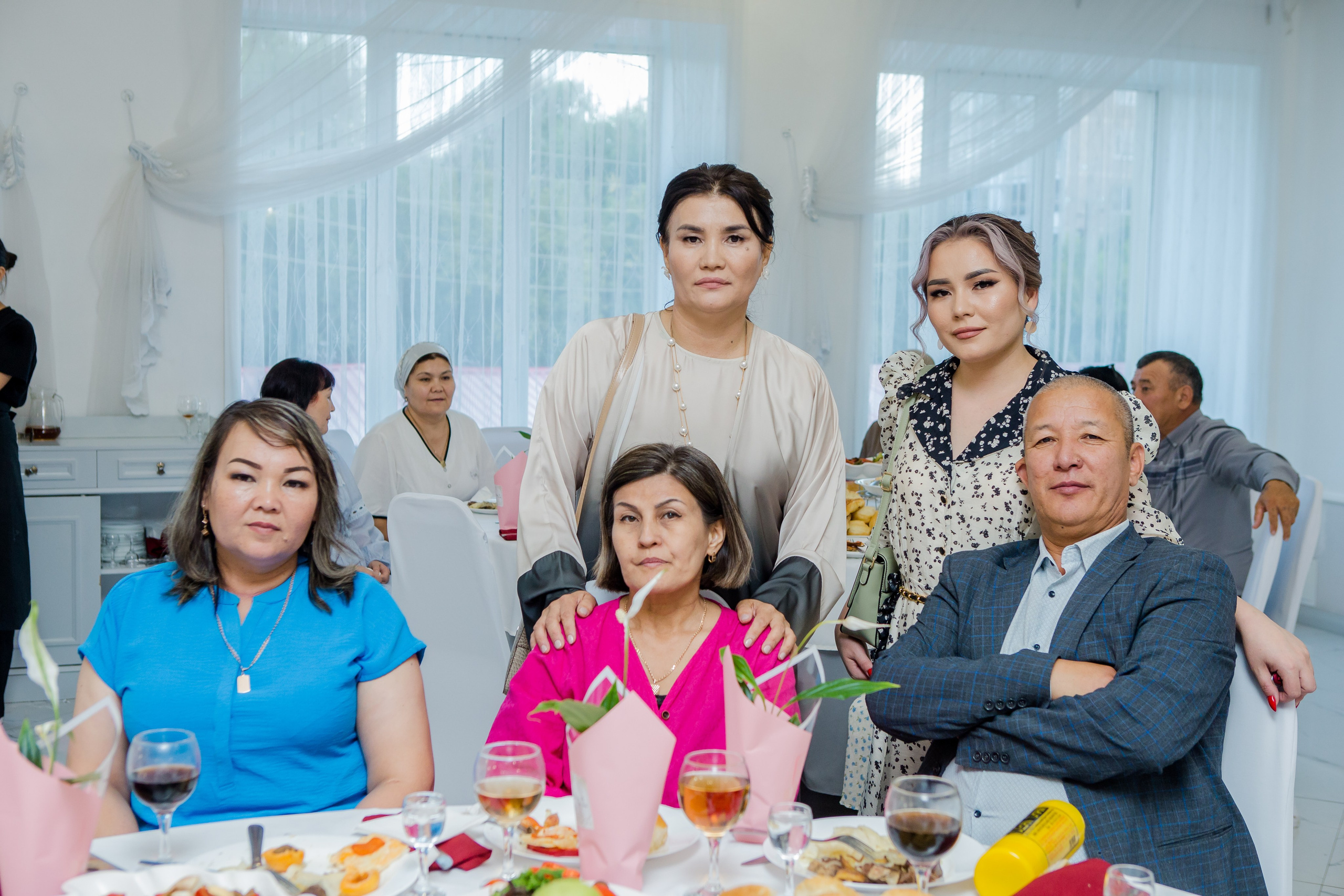 QYZ UZATU ZHADYRA. Свадебный и репортажный фотограф в Астане T.Yertay «Nomad media»