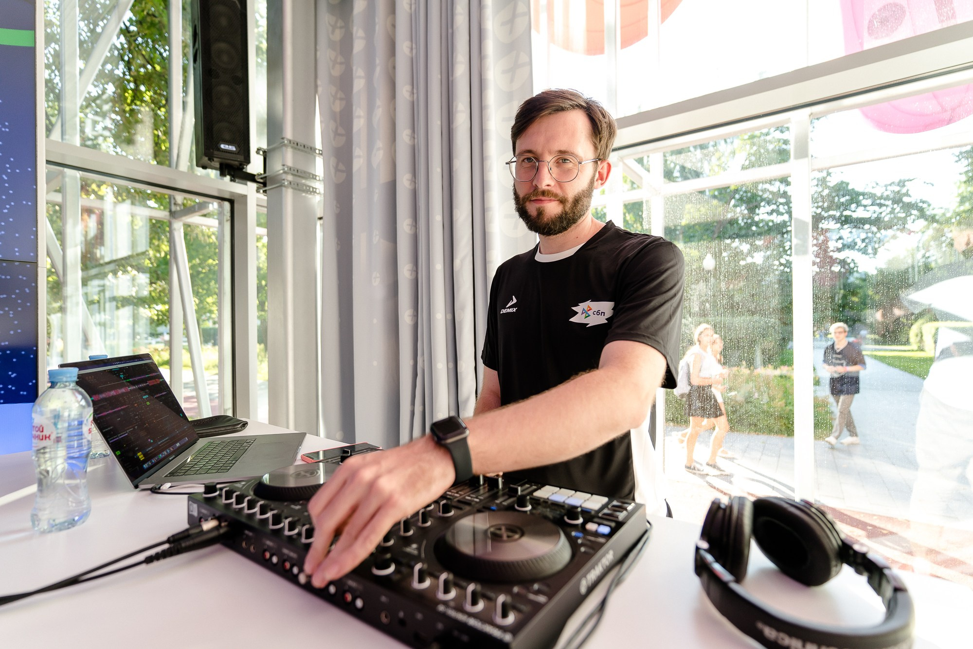 ФК «СКОРОСТЬ РЕШАЕТ» от СБП, РПЛ и Плюс Дача. Репортажный и свадебный фотограф в Москве