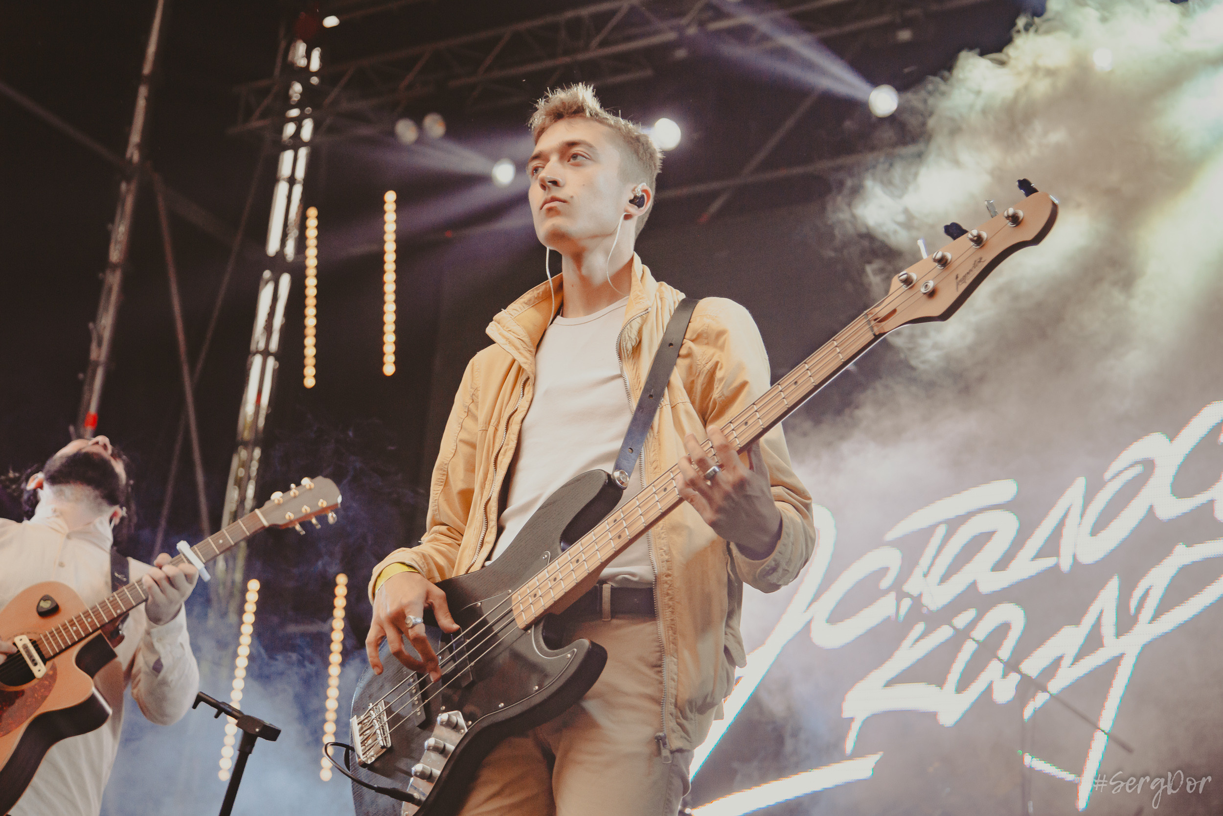 Все в сад, Макодзеба, Осталось два кадра, Сад Меншикова, 05.07.2023, SergDor, 5 июля 2023 года, Санкт-Петербург, зрители, дождь